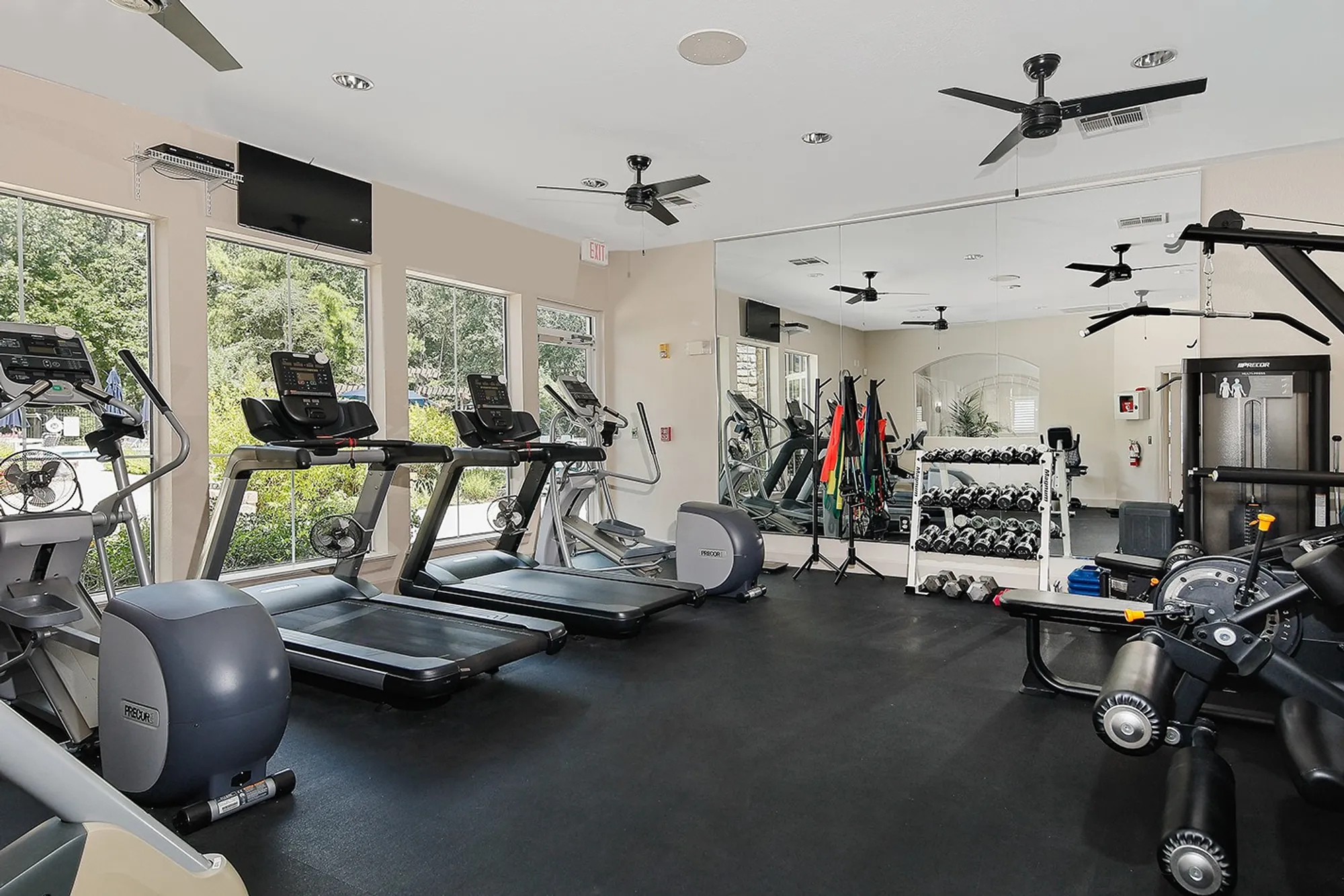 Property Slideshow image 33 of 38 | 47 wilmington way, The Woodlands, TX, 77384