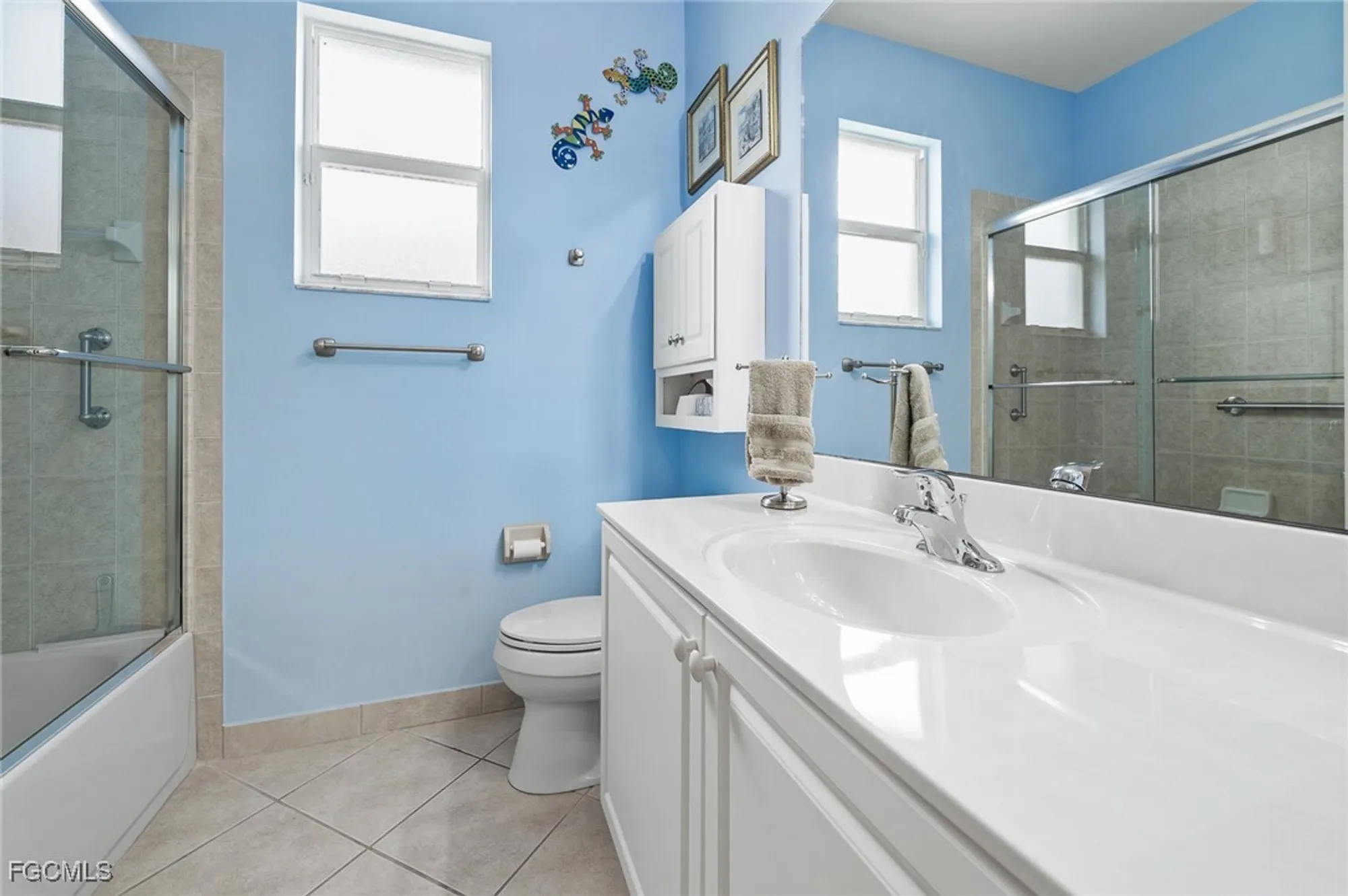 Property Slideshow image 16 of 39 | 15364 yellow wood dr, Alva, FL, 33920