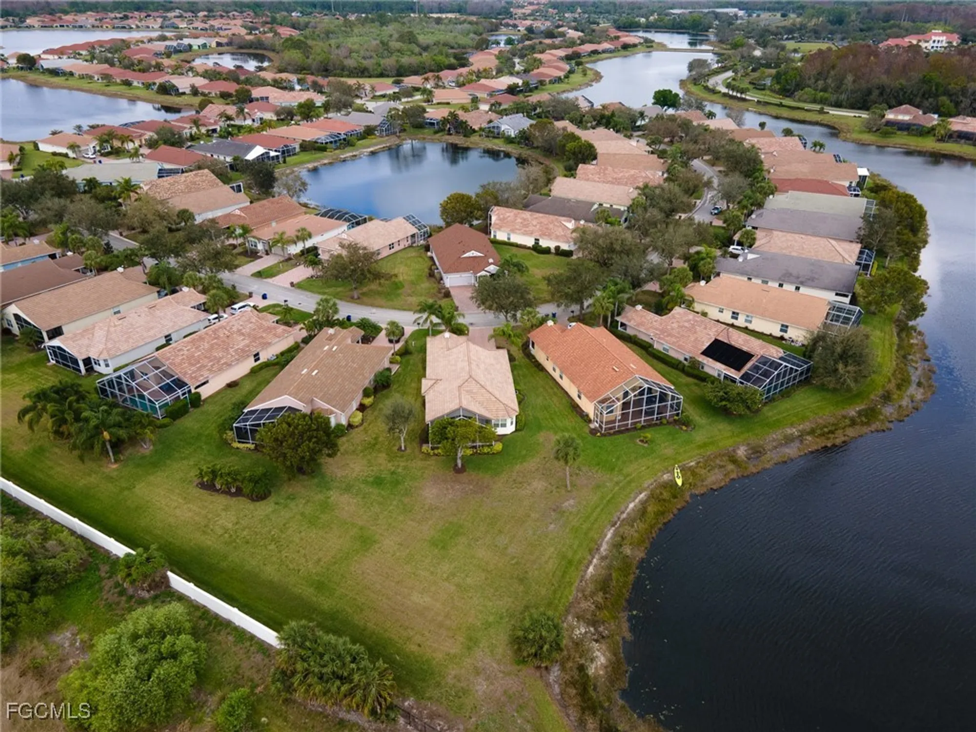 Property Slideshow image 24 of 39 | 15364 yellow wood dr, Alva, FL, 33920