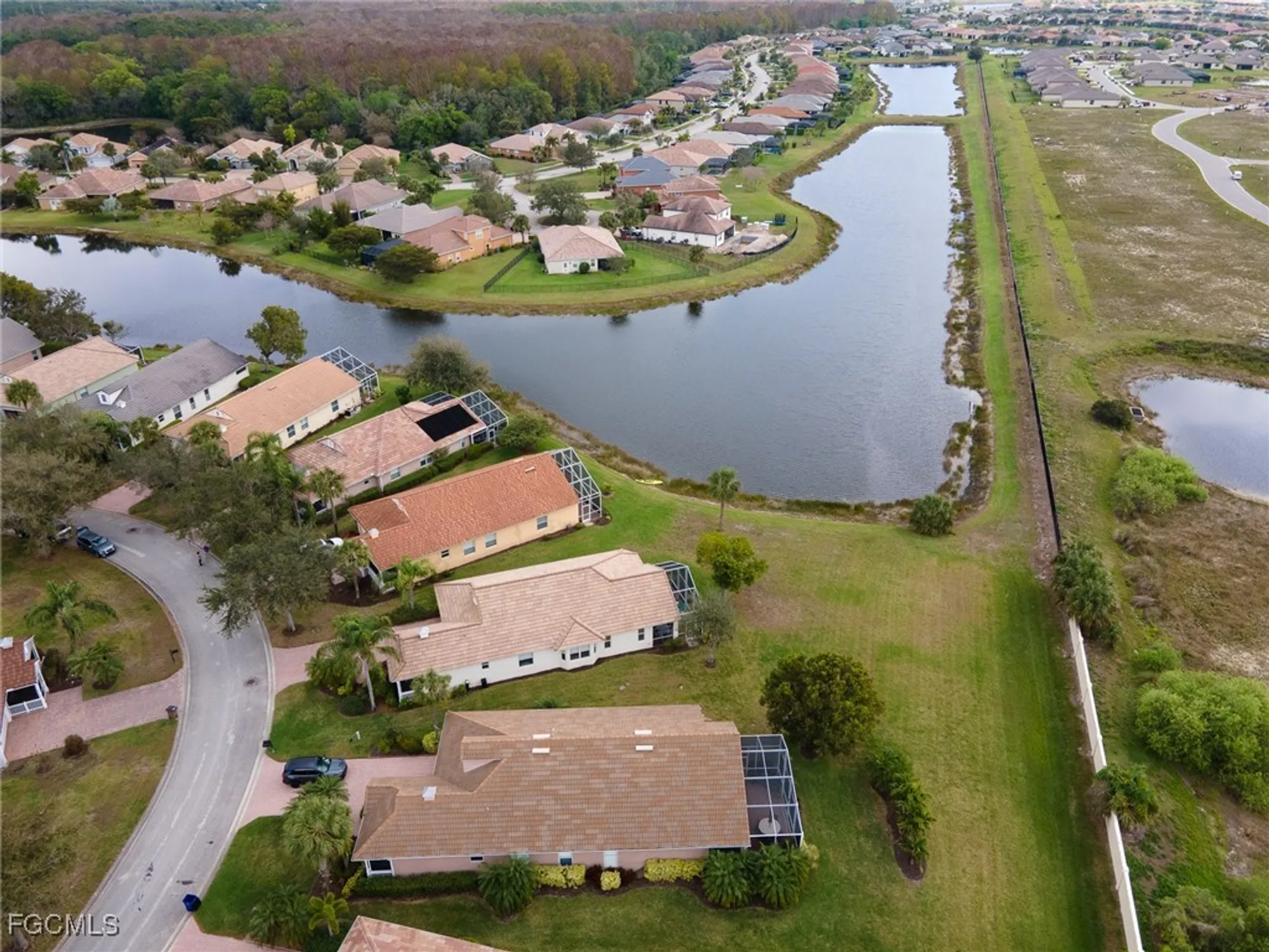 Property Slideshow image 26 of 39 | 15364 yellow wood dr, Alva, FL, 33920