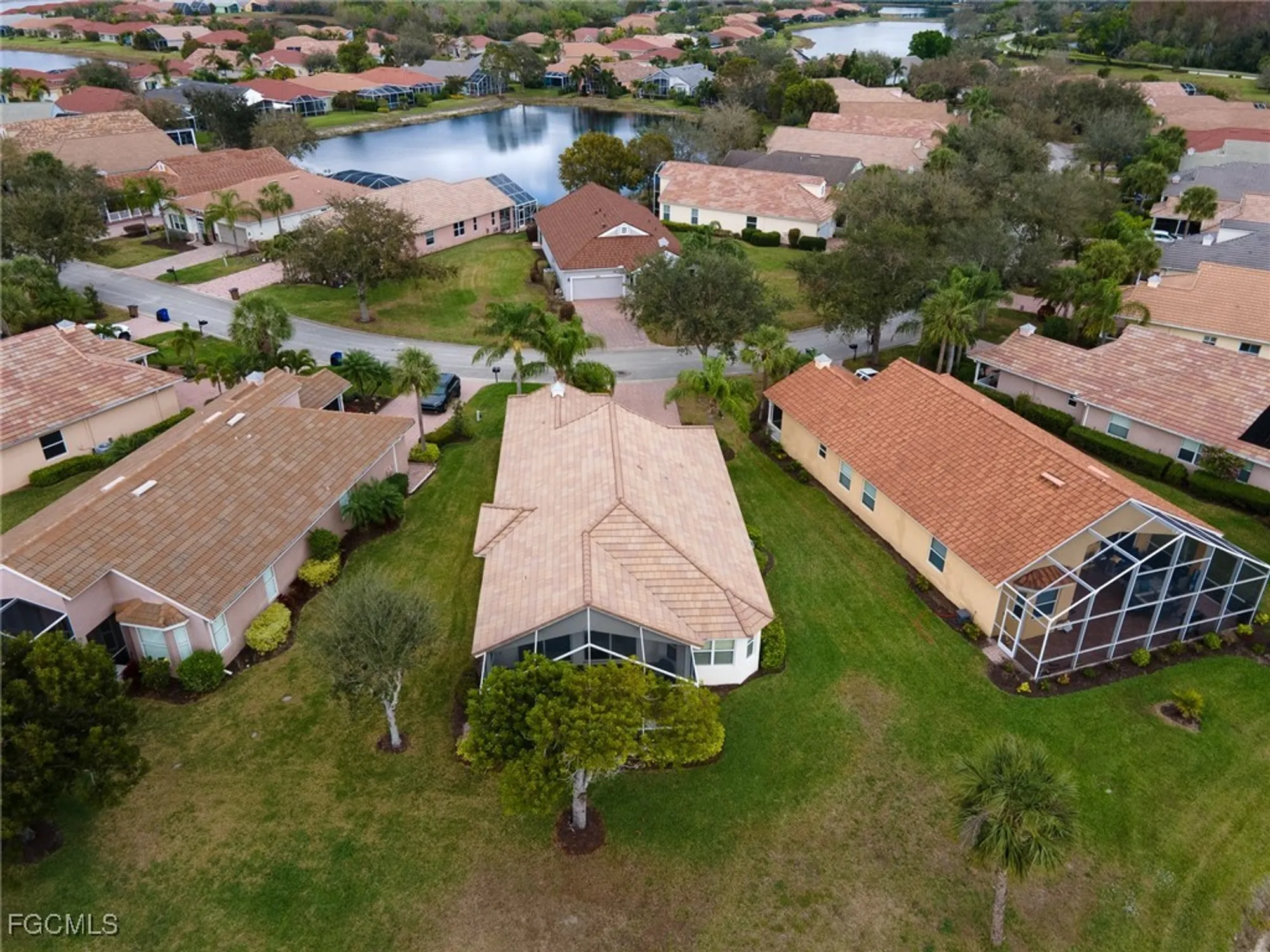 Property Slideshow image 23 of 39 | 15364 yellow wood dr, Alva, FL, 33920