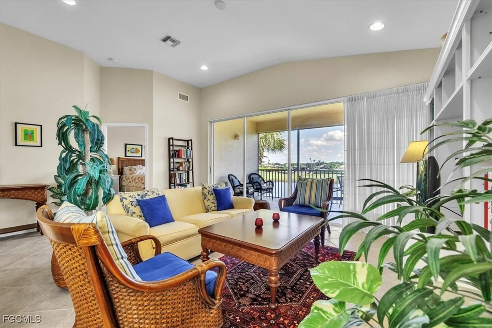 Property Slideshow image 13 of 48 | 3080 meandering way 202, Fort Myers, FL, 33905