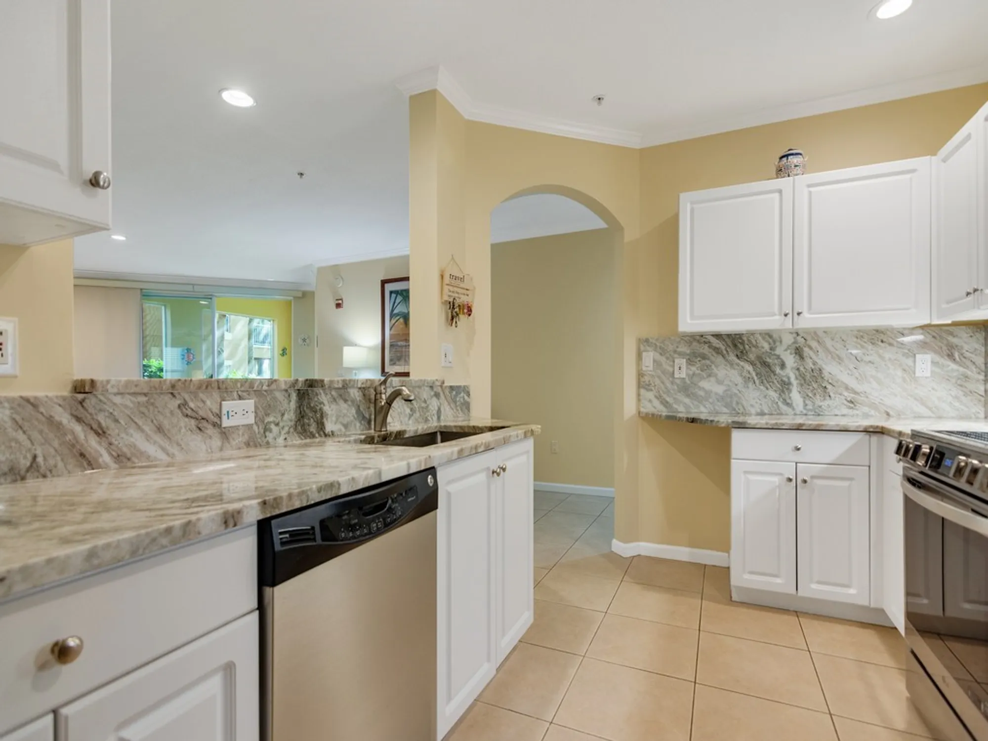 Property Slideshow image 4 of 36 | 5045 fairways cir d101, Vero Beach, FL, 32967