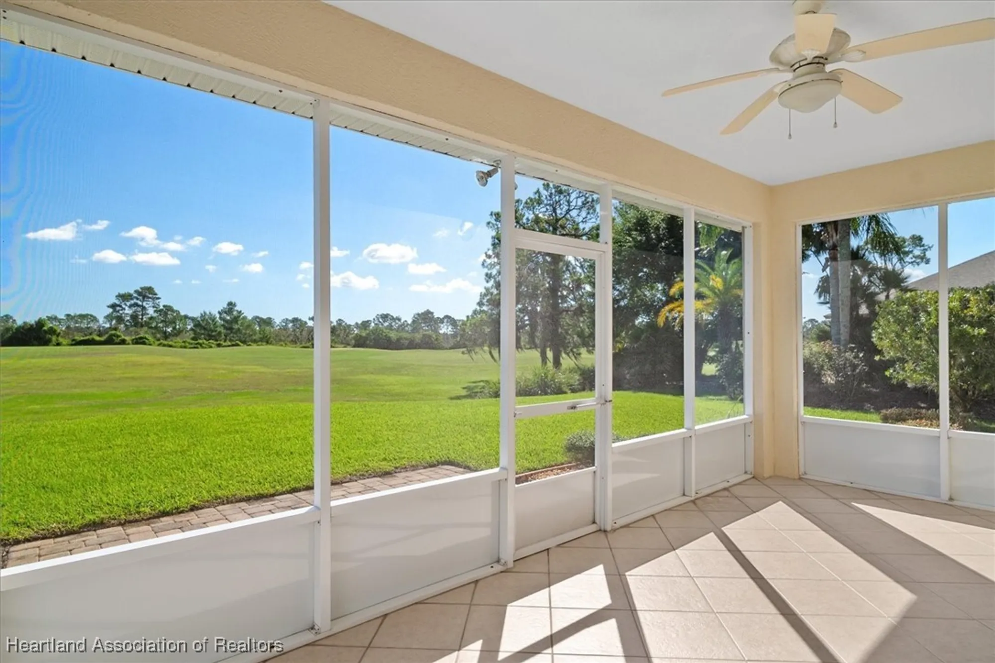 Property Slideshow image 10 of 48 | 4318 north course ln, Avon Park, FL, 33825