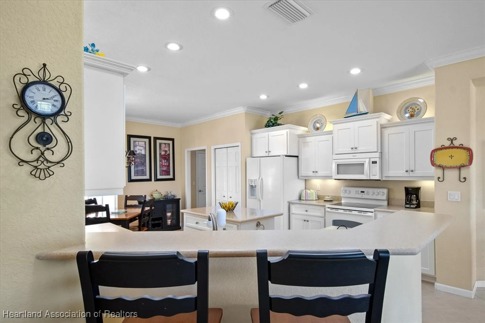 Property Slideshow image 13 of 48 | 4318 north course ln, Avon Park, FL, 33825