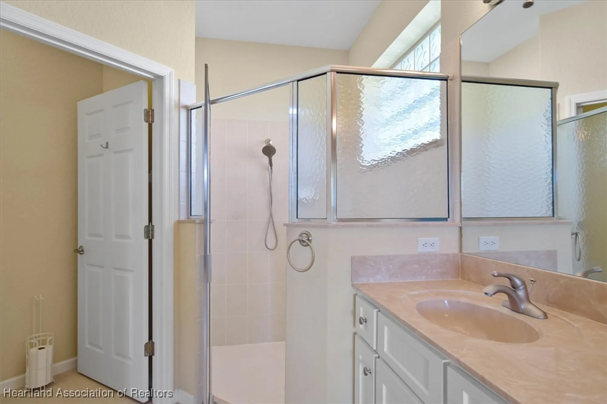 Property Slideshow image 27 of 48 | 4318 north course ln, Avon Park, FL, 33825
