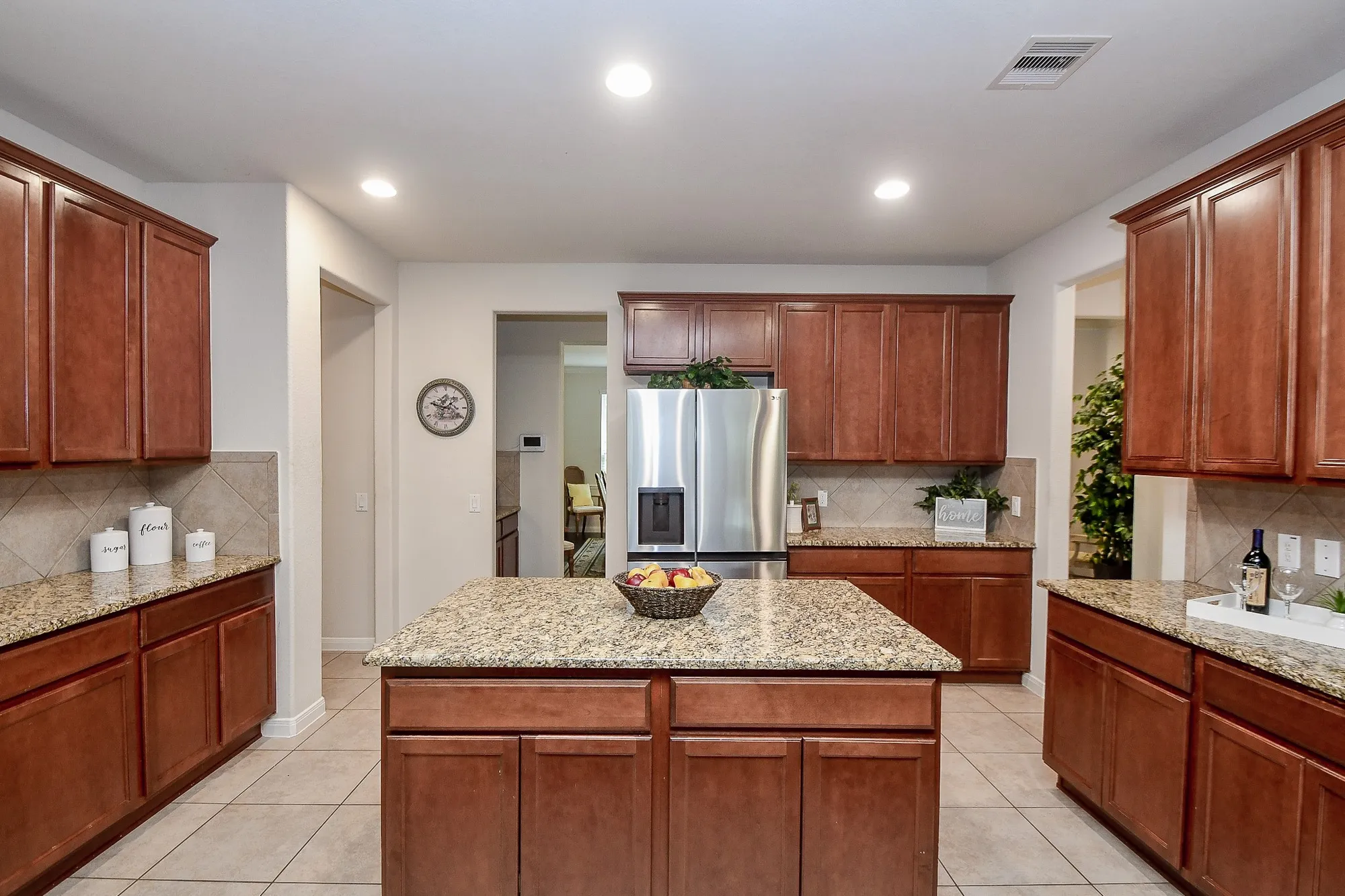 Property Slideshow image 14 of 50 | 1022 majestic oak, Richmond, TX, 77469