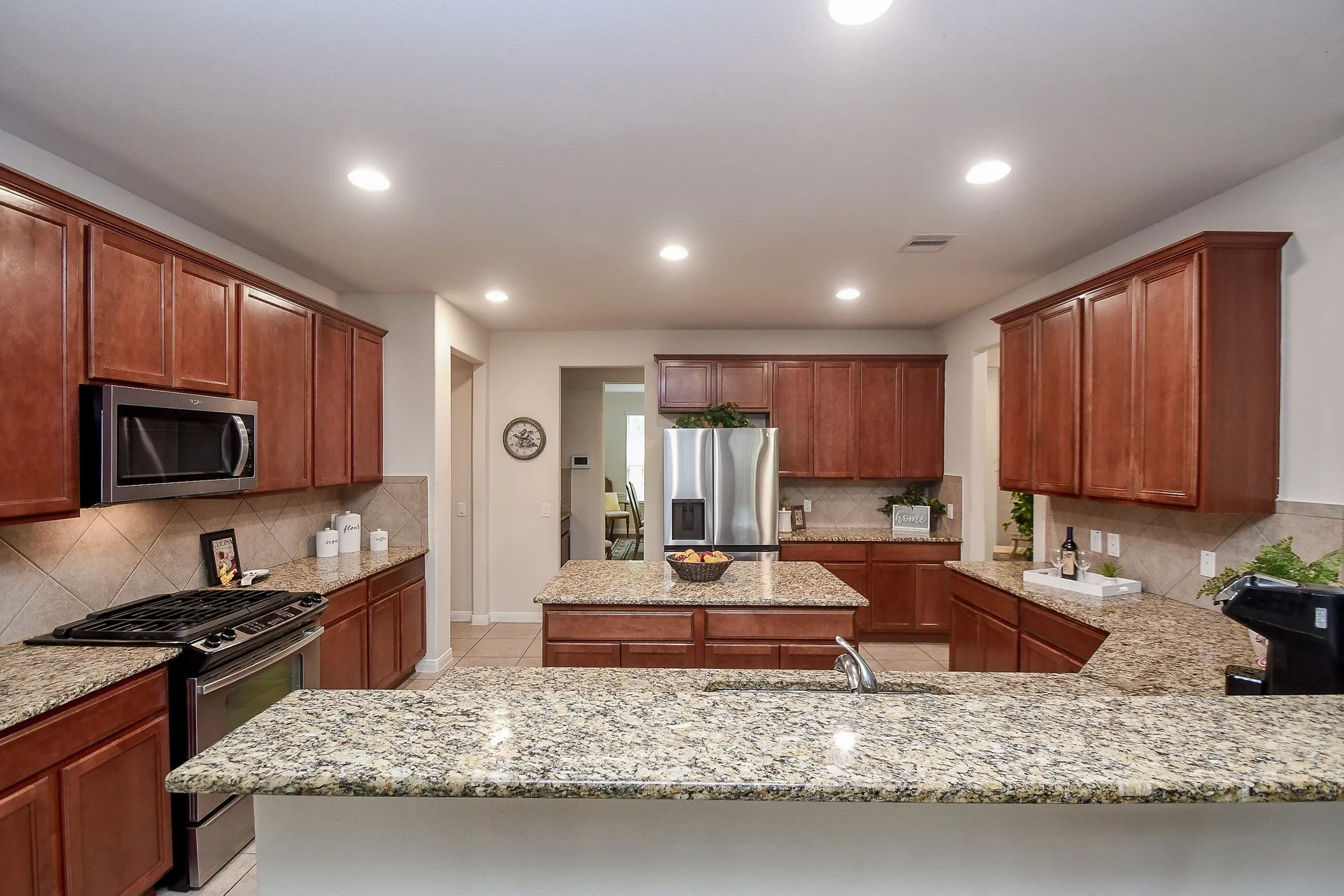 Property Slideshow image 15 of 50 | 1022 majestic oak, Richmond, TX, 77469