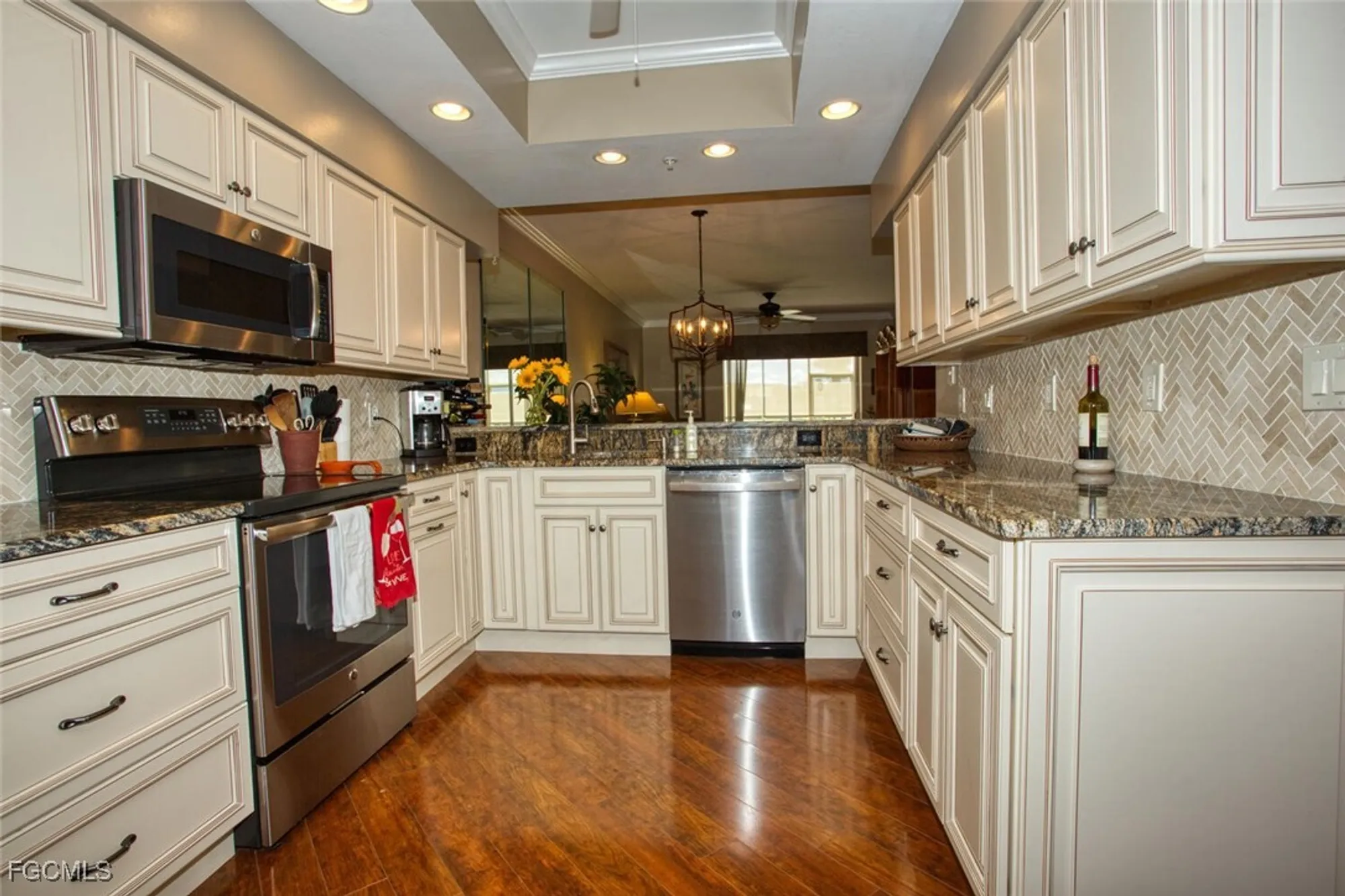Property Slideshow image 11 of 24 | 10240 washingtonia palm way 2012, Fort Myers, FL, 33966