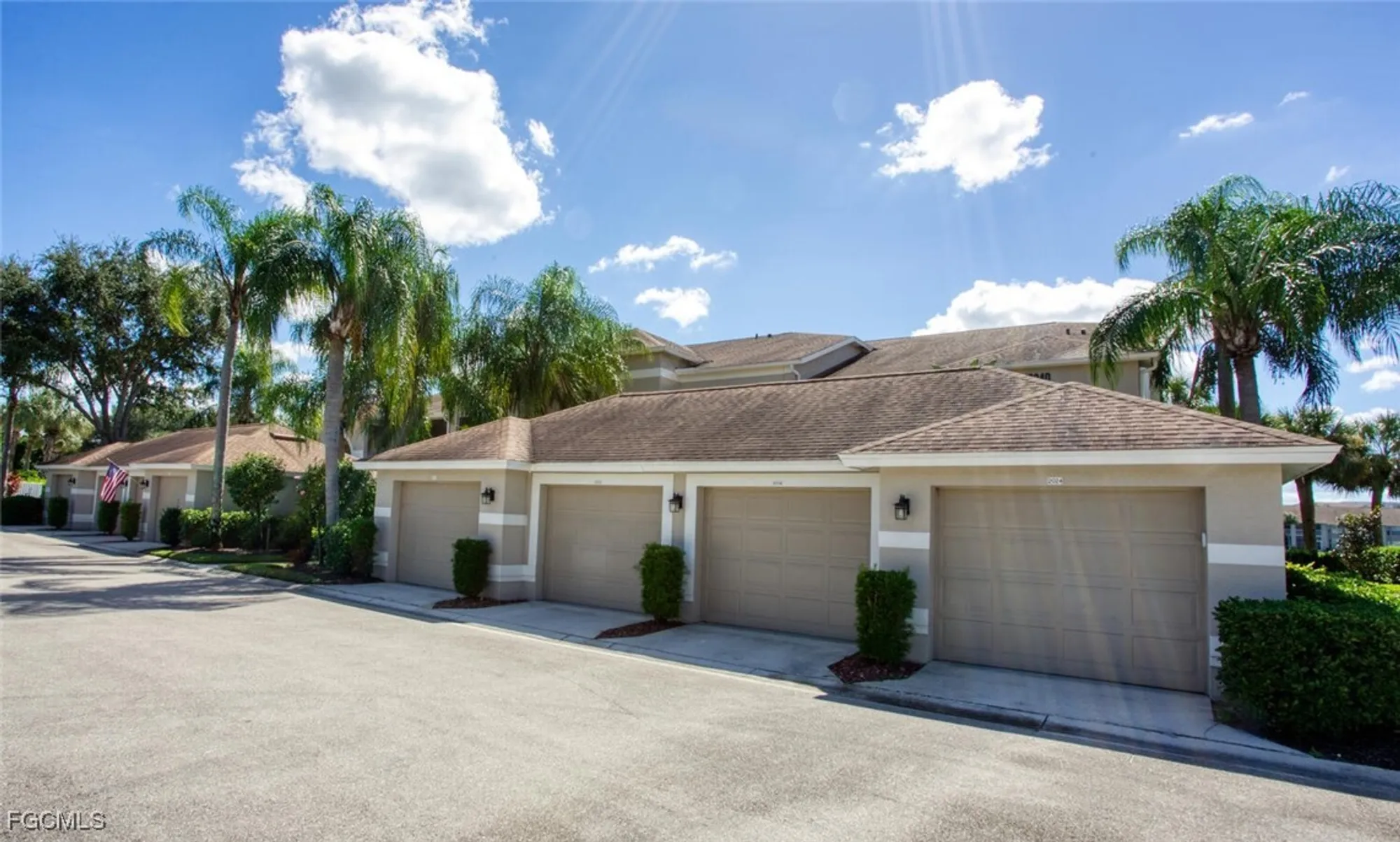 Property Slideshow image 23 of 24 | 10240 washingtonia palm way 2012, Fort Myers, FL, 33966