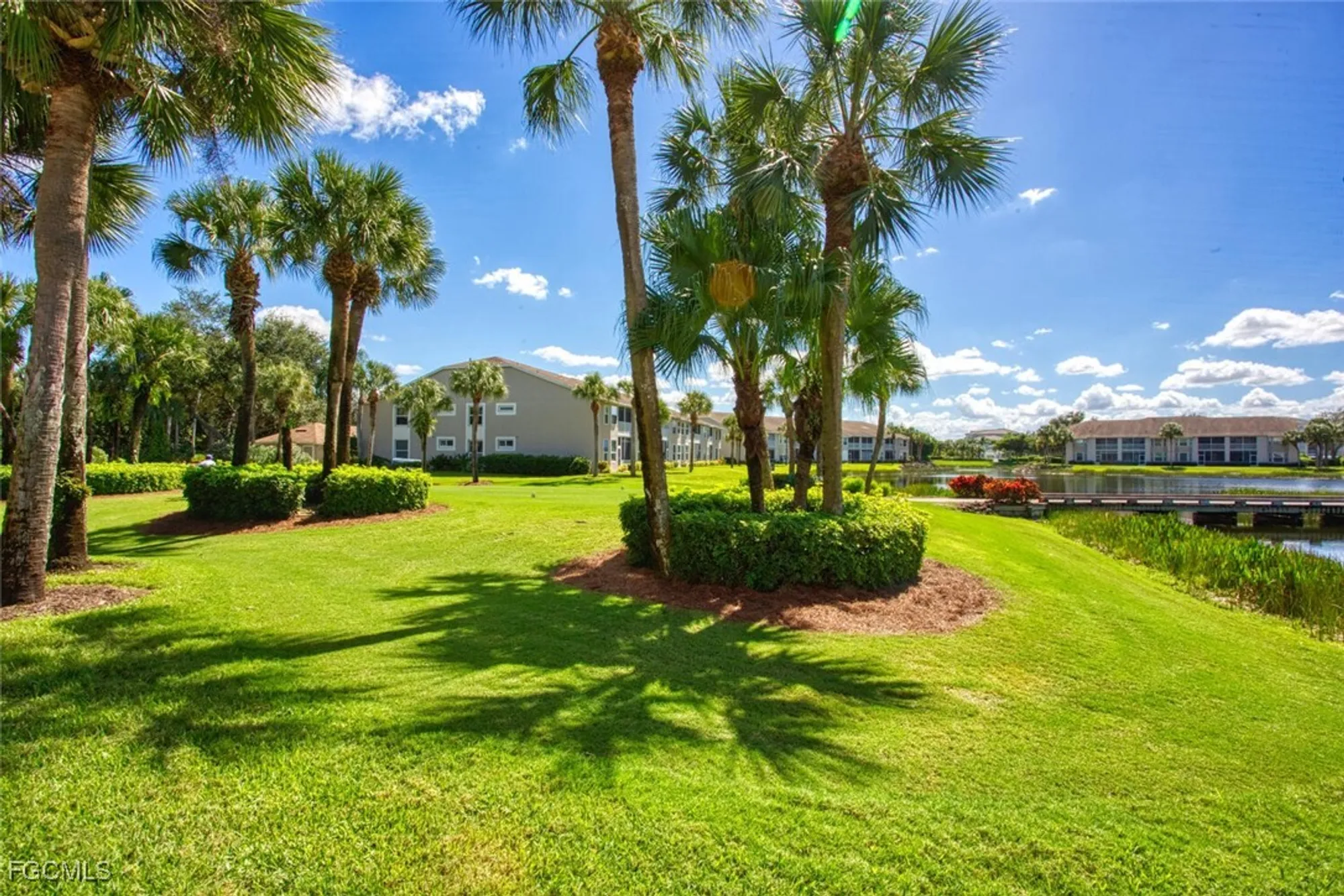 Property Slideshow image 3 of 24 | 10240 washingtonia palm way 2012, Fort Myers, FL, 33966