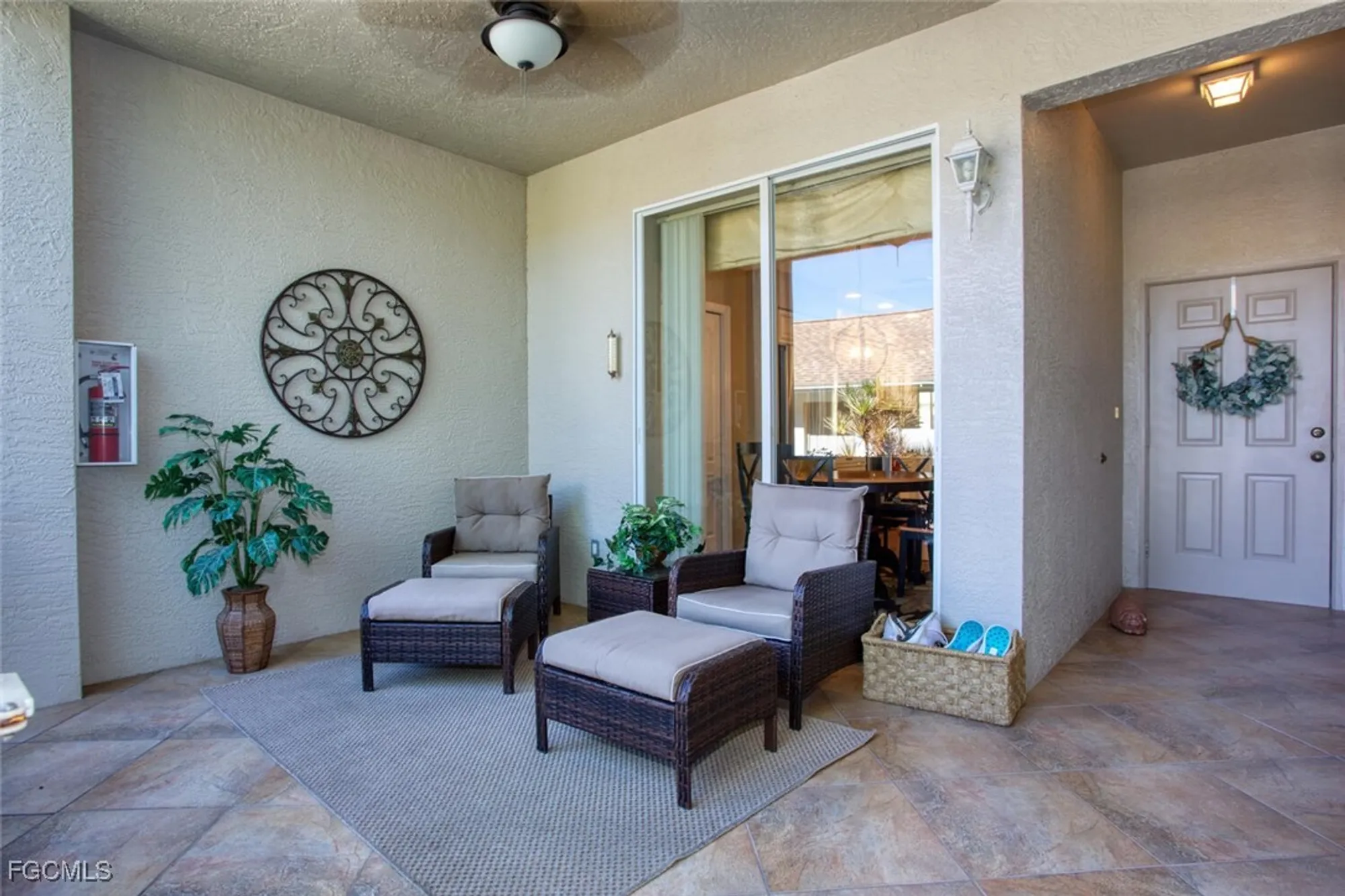 Property Slideshow image 4 of 24 | 10240 washingtonia palm way 2012, Fort Myers, FL, 33966