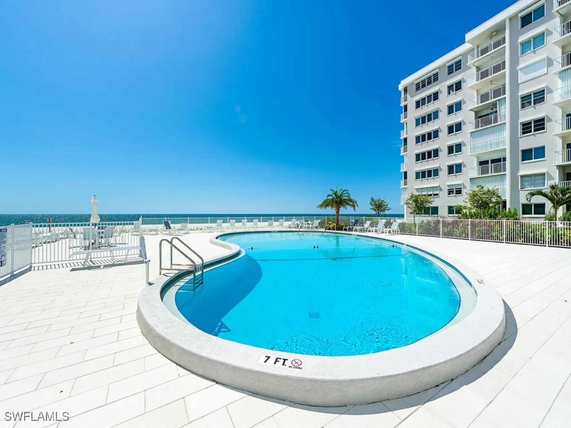 Property Slideshow image 14 of 16 | 3443 gulf shore blvd 309, Naples, FL, 34103