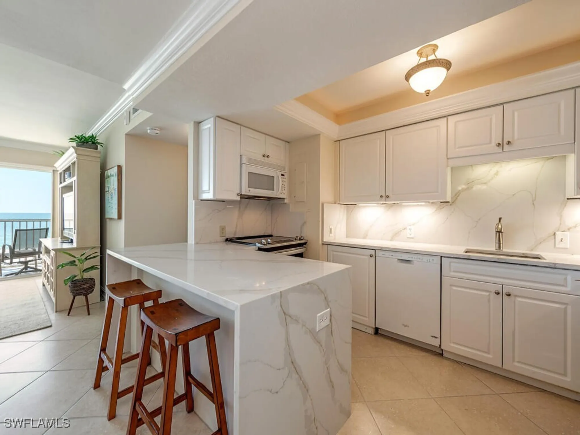 Property Slideshow image 4 of 16 | 3443 gulf shore blvd 309, Naples, FL, 34103