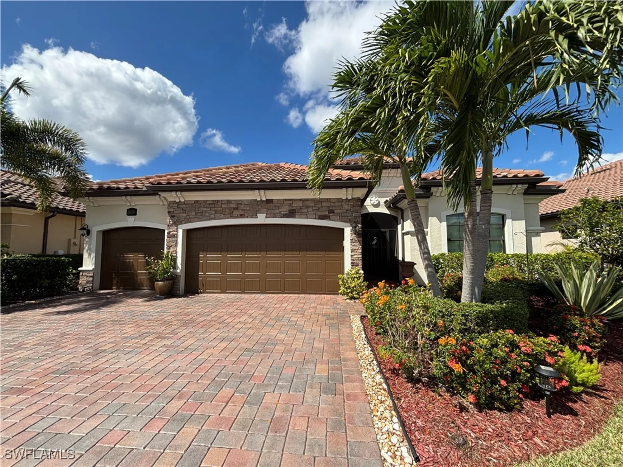 Property Slideshow image 1 of 44 | 28058 kerry ct, Bonita Springs, FL, 34135