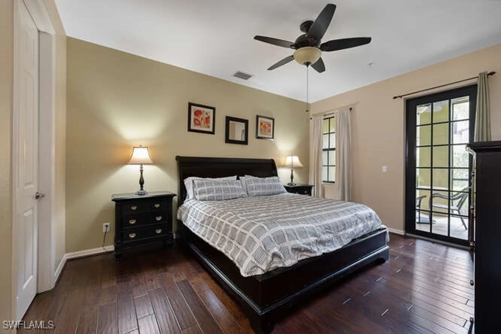 Property Slideshow image 10 of 15 | 8945 malibu st 204, Naples, FL, 34113