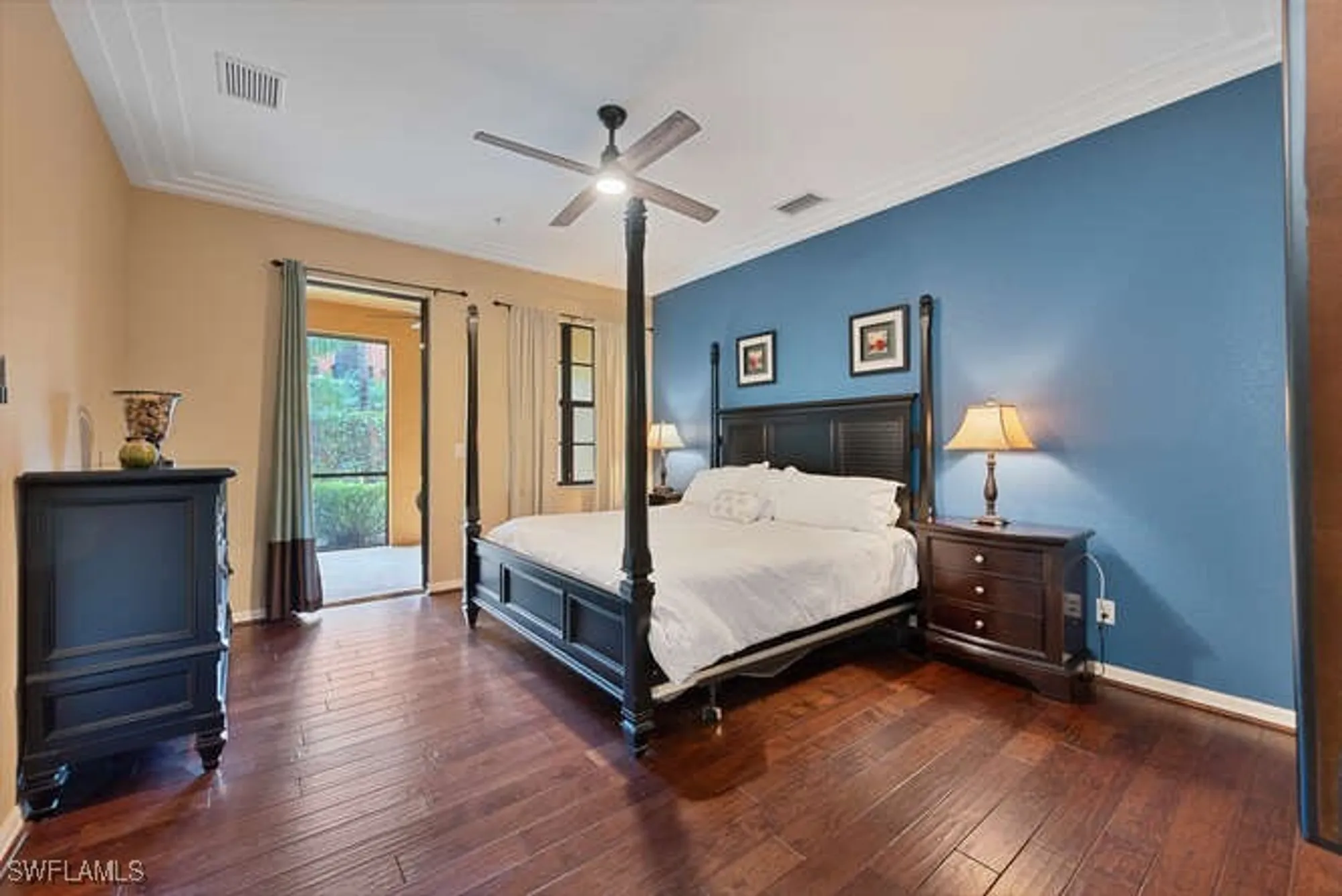 Property Slideshow image 7 of 15 | 8945 malibu st 204, Naples, FL, 34113