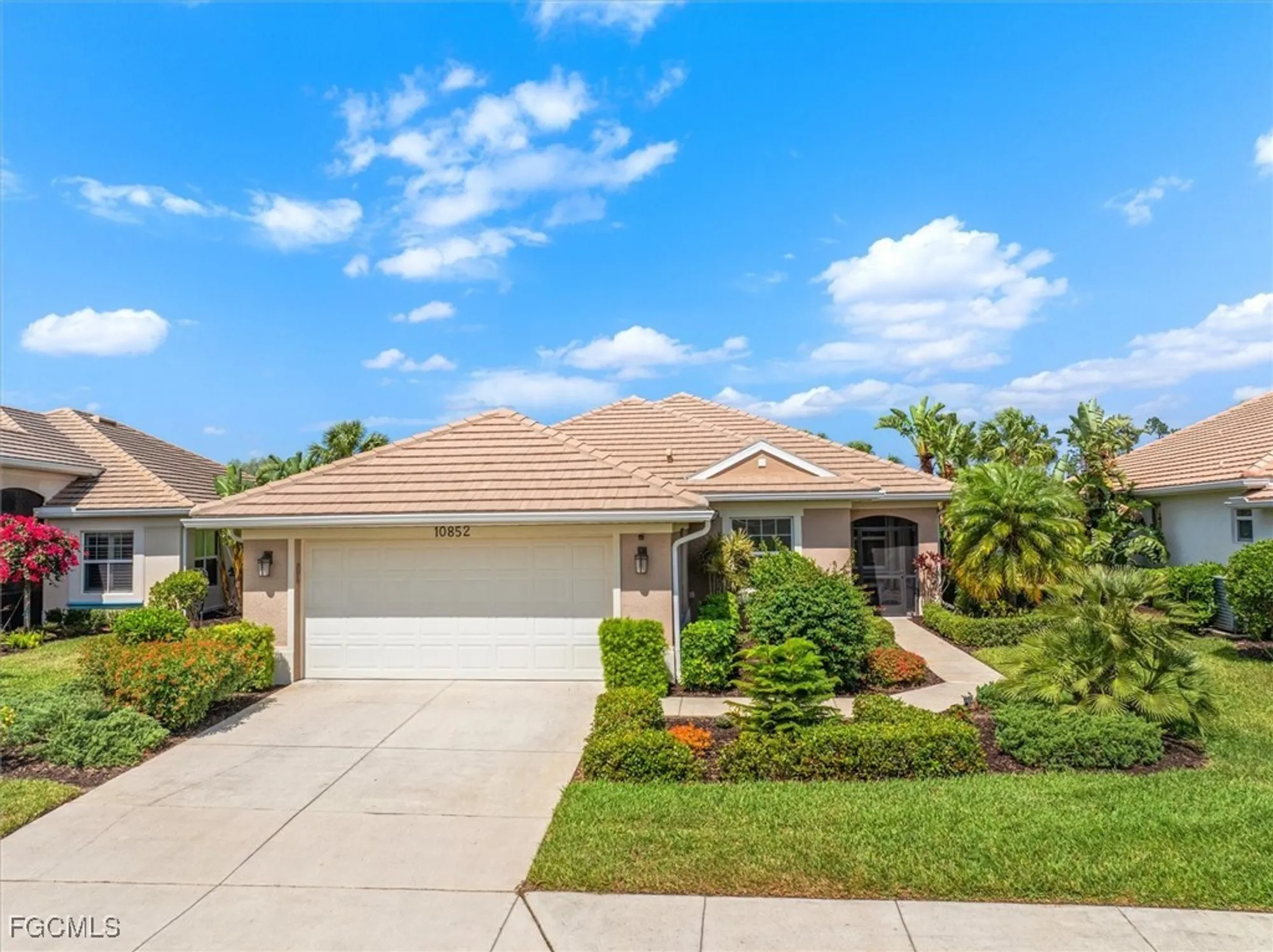 Property Slideshow image 1 of 50 | 10852 tiberio dr, Fort Myers, FL, 33913