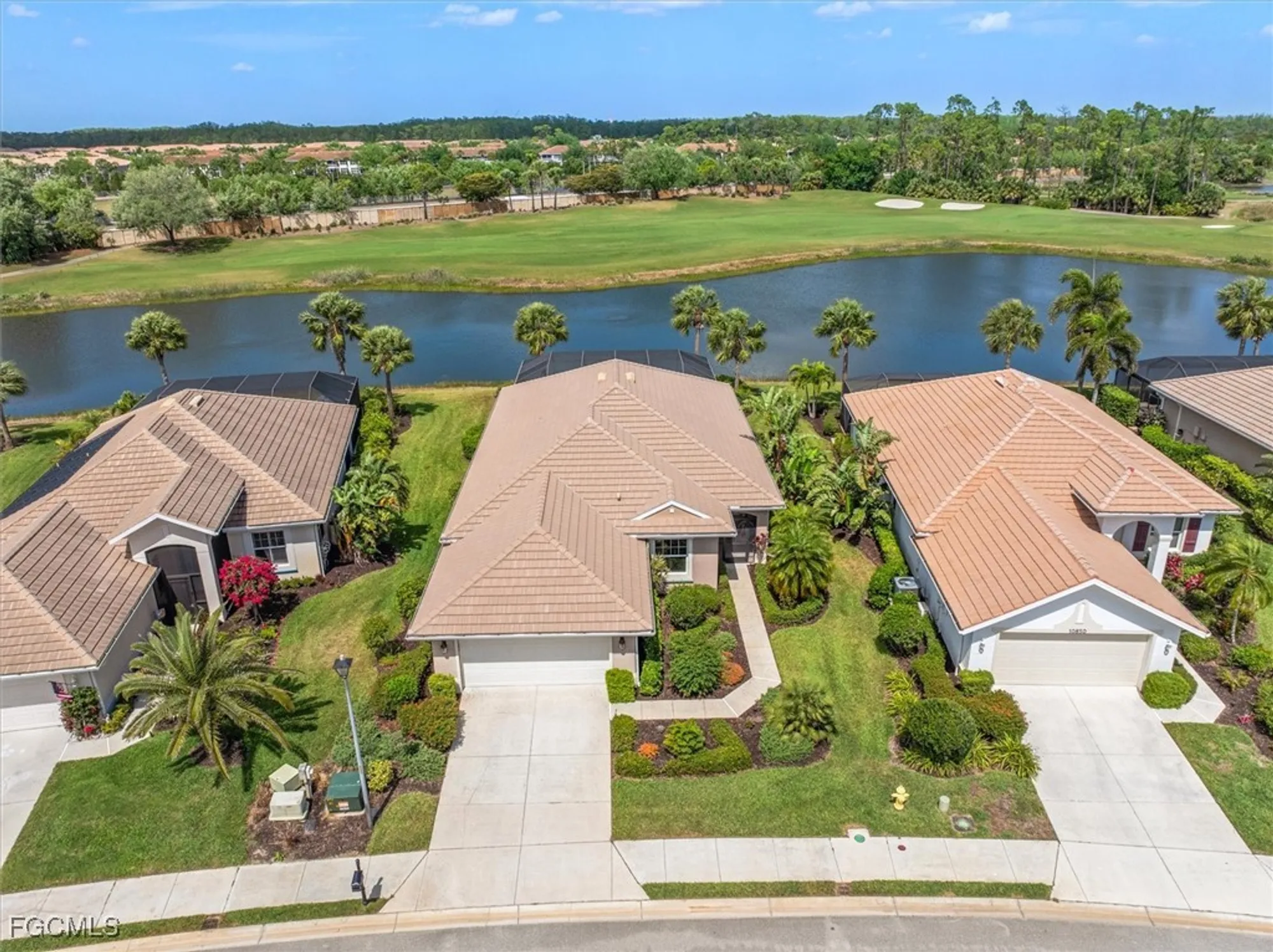 Property Slideshow image 2 of 50 | 10852 tiberio dr, Fort Myers, FL, 33913