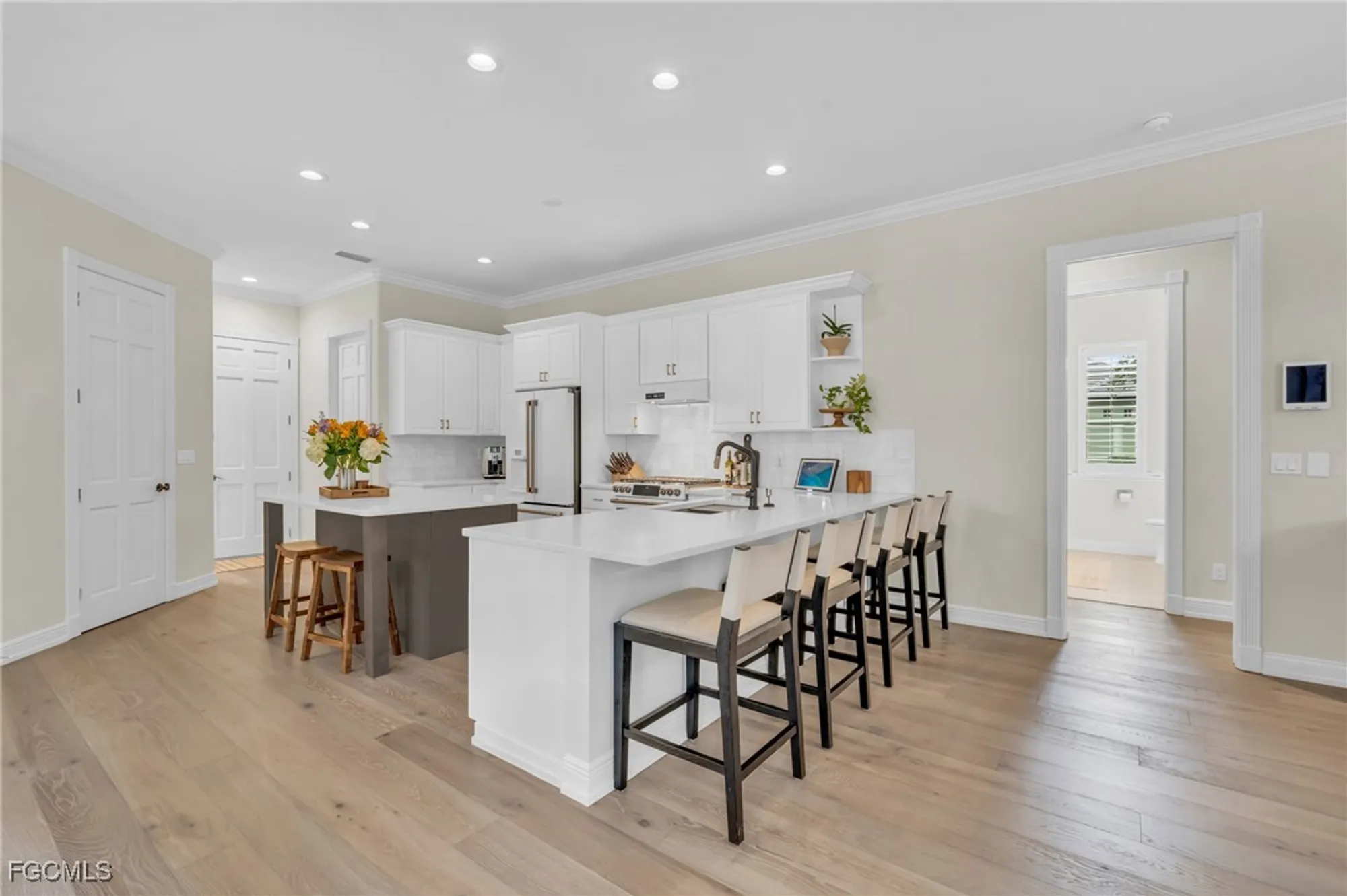 Property Slideshow image 15 of 48 | 11451 compass point dr, Fort Myers, FL, 33908