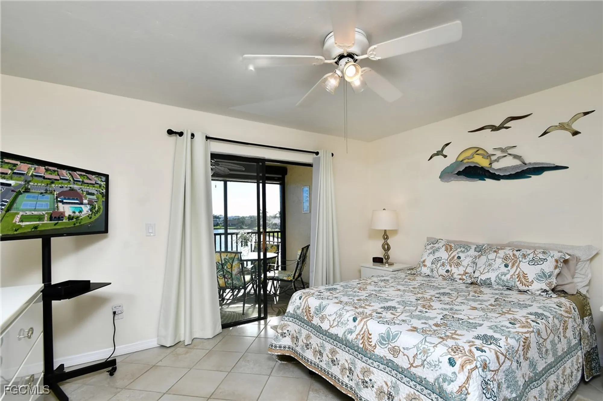 Property Slideshow image 12 of 44 | 11110 caravel cir apt 306, Fort Myers, FL, 33908