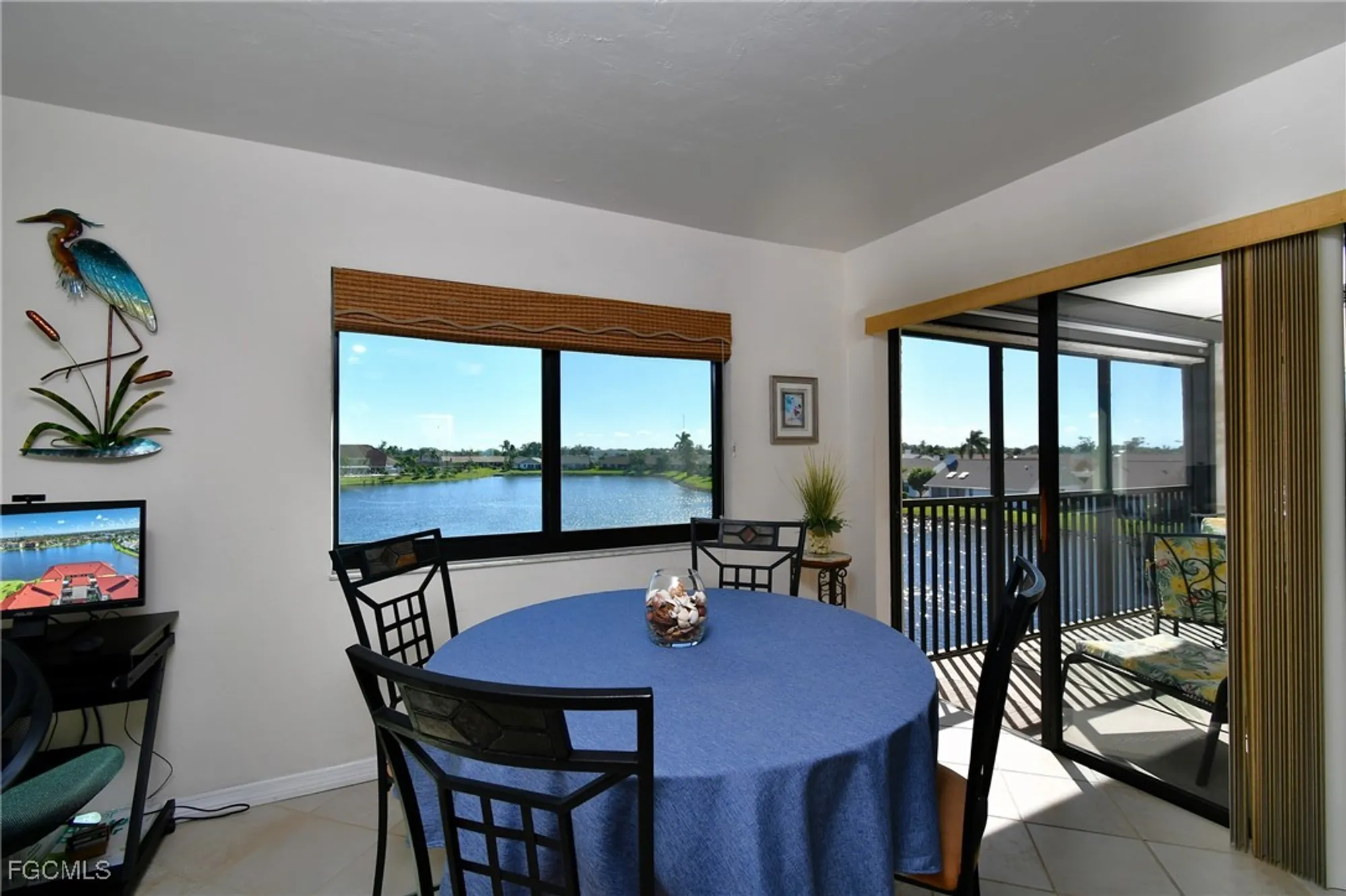 Property Slideshow image 26 of 44 | 11110 caravel cir apt 306, Fort Myers, FL, 33908