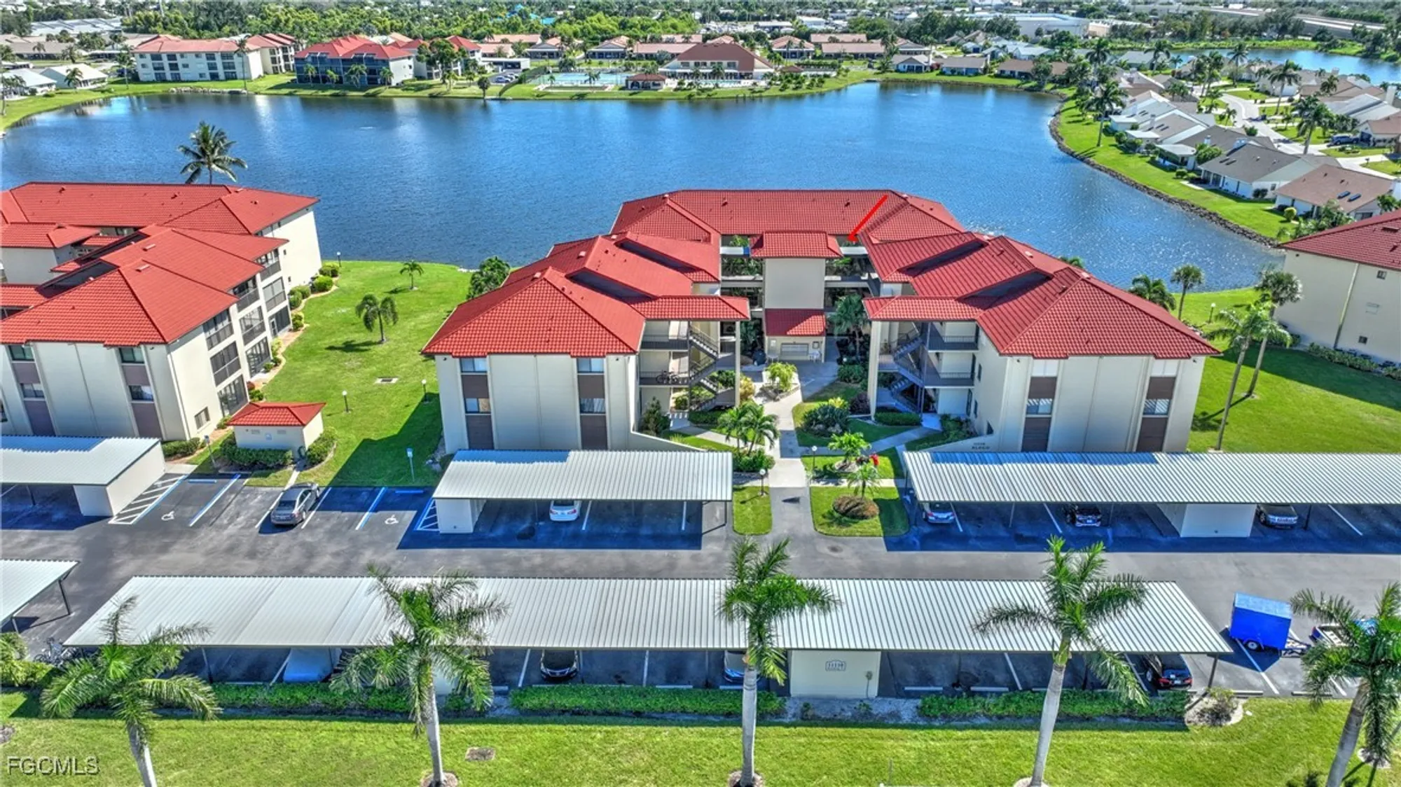 Property Slideshow image 2 of 44 | 11110 caravel cir apt 306, Fort Myers, FL, 33908