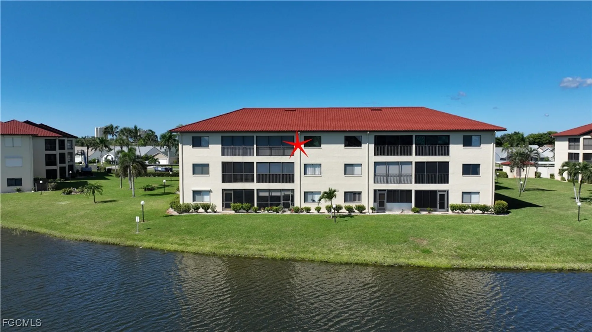 Property Slideshow image 30 of 44 | 11110 caravel cir apt 306, Fort Myers, FL, 33908