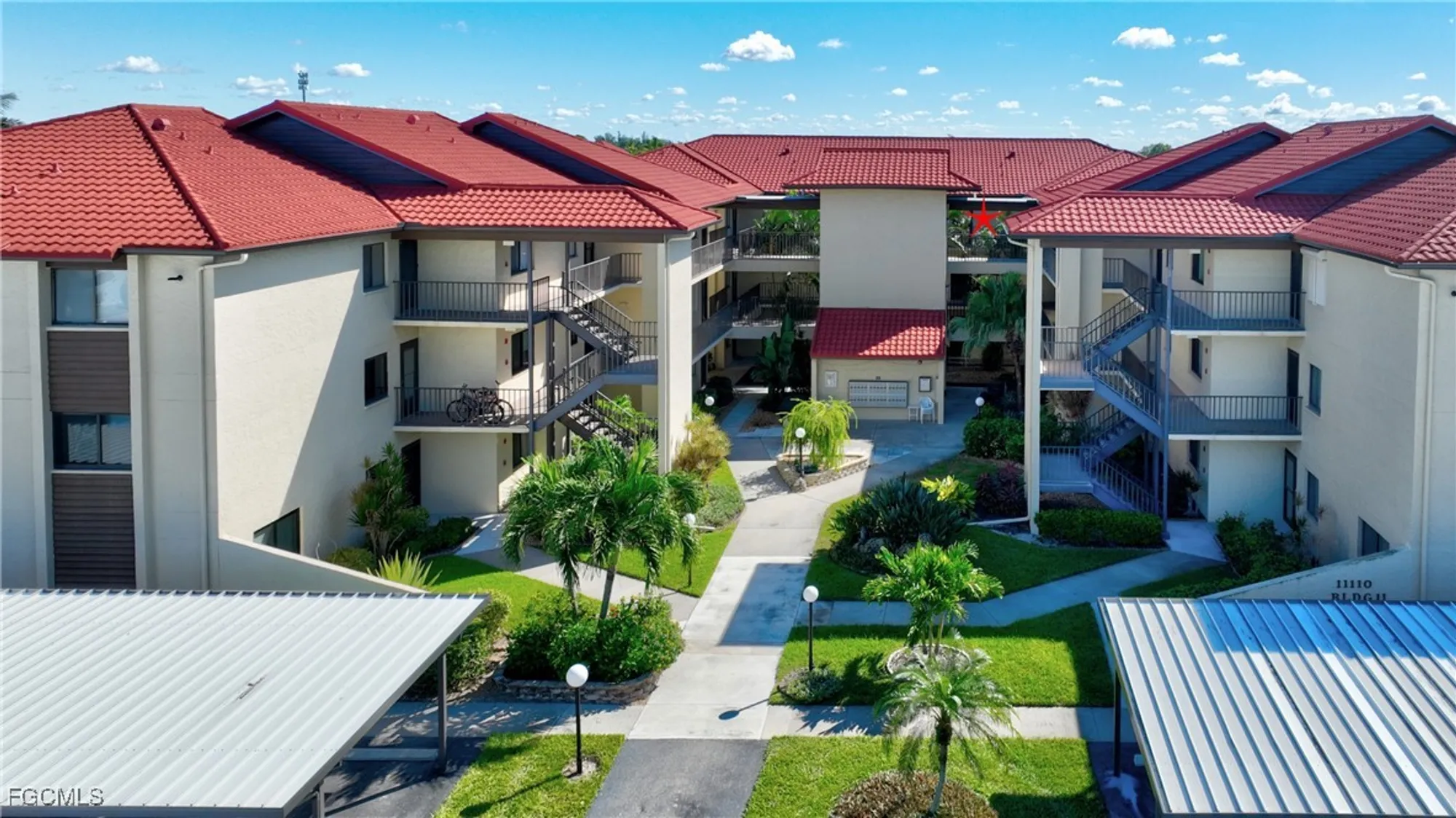 Property Slideshow image 40 of 44 | 11110 caravel cir apt 306, Fort Myers, FL, 33908
