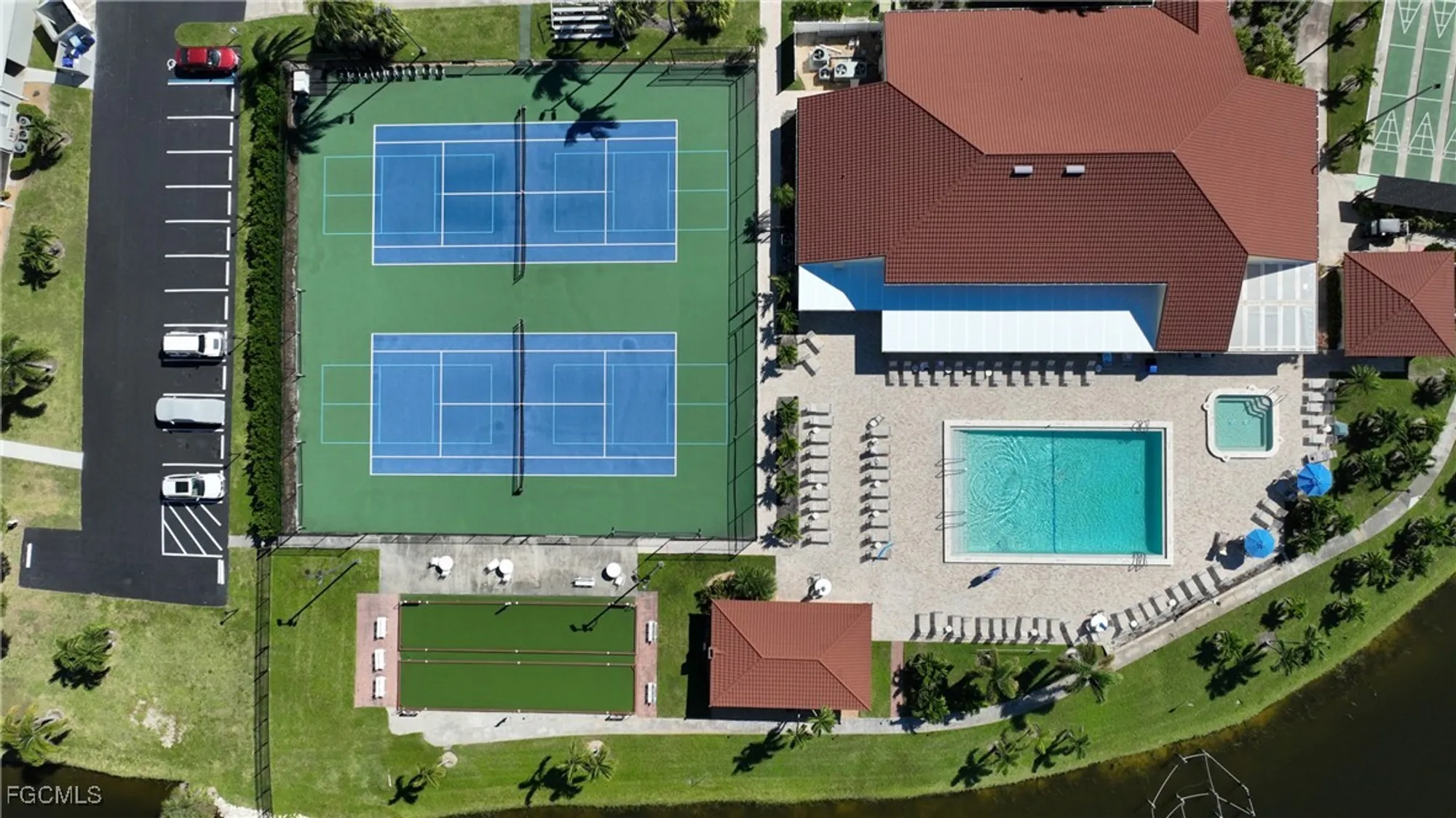 Property Slideshow image 43 of 44 | 11110 caravel cir apt 306, Fort Myers, FL, 33908