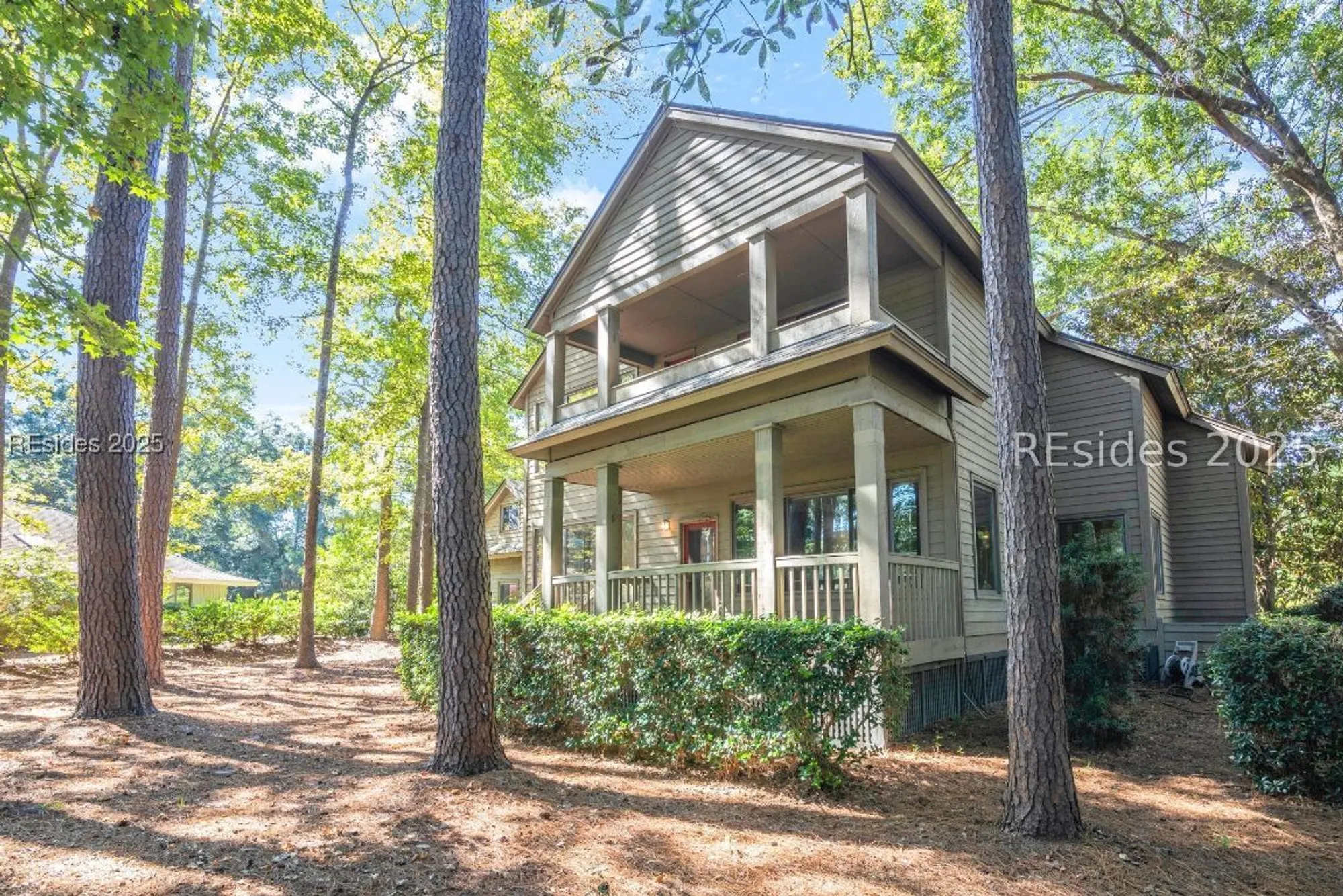 Property Slideshow image 49 of 75 | 1 royal james dr, Hilton Head Island, SC, 29926