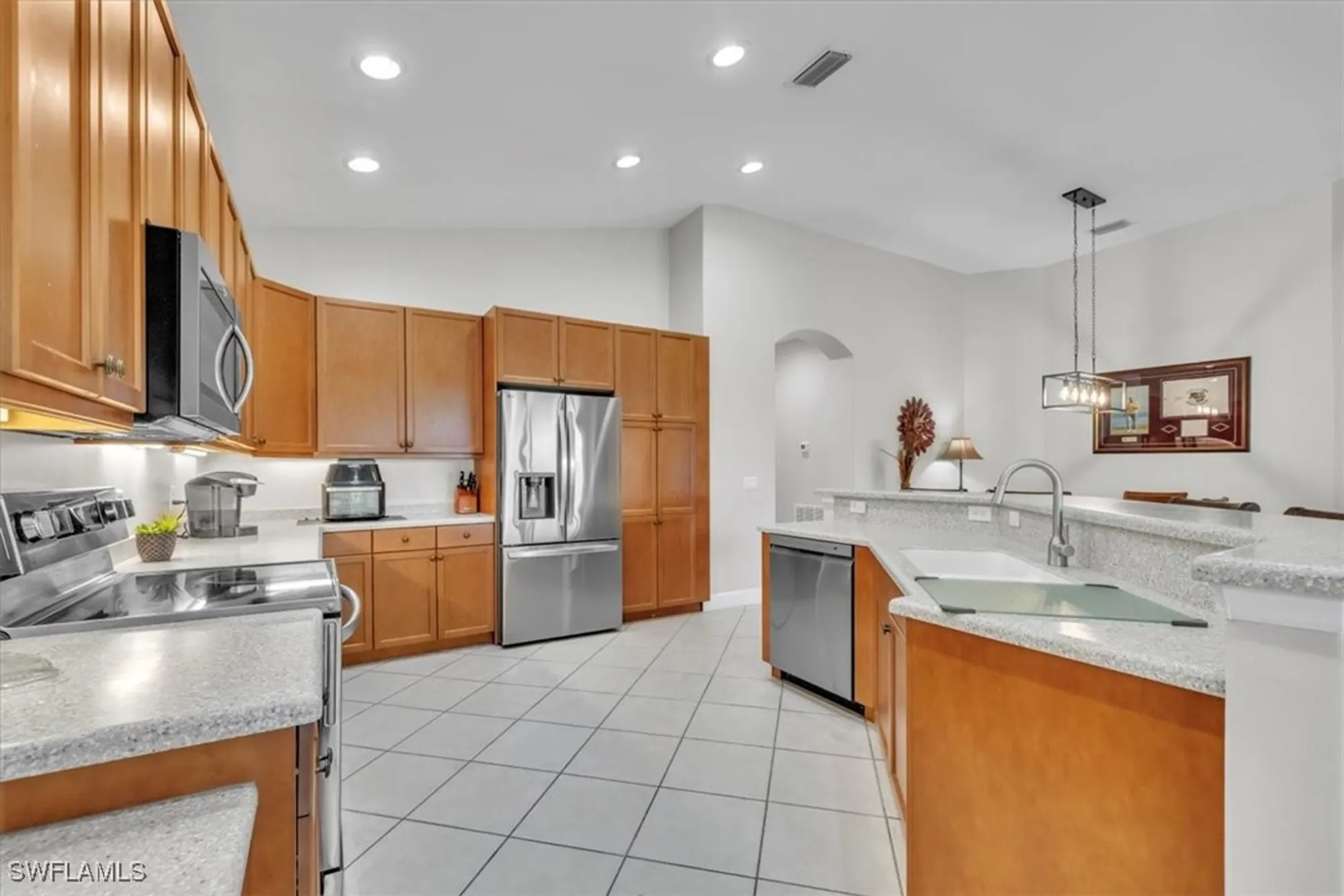 Property Slideshow image 12 of 50 | 9276 aviano dr 202, Fort Myers, FL, 33913