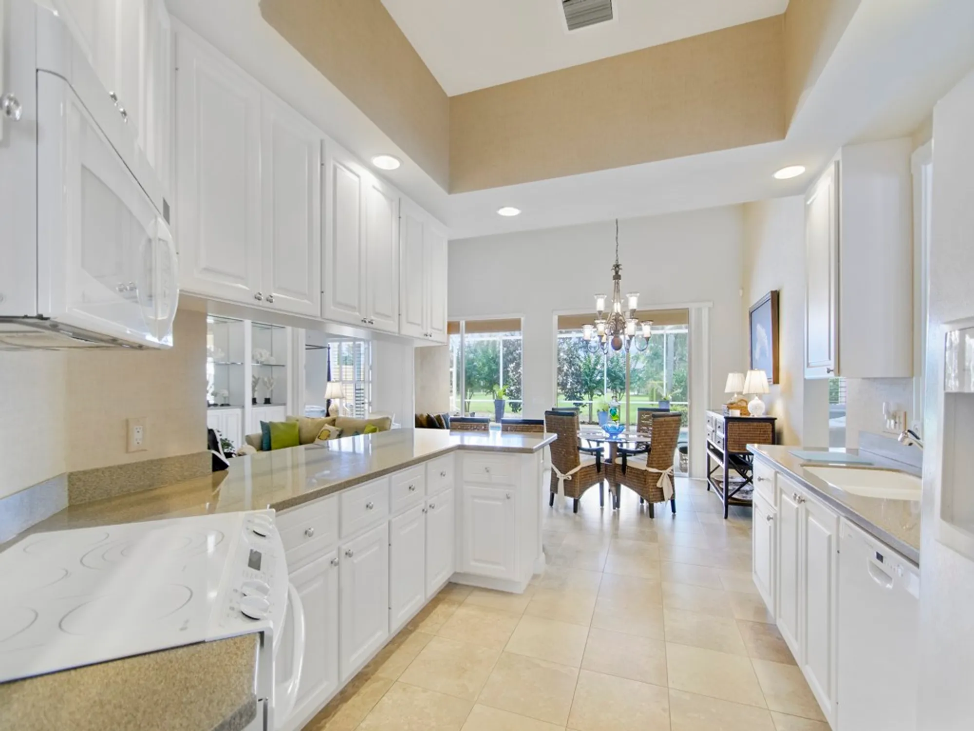 Property Slideshow image 14 of 35 | 5406 barbados sq, Vero Beach, FL, 32967