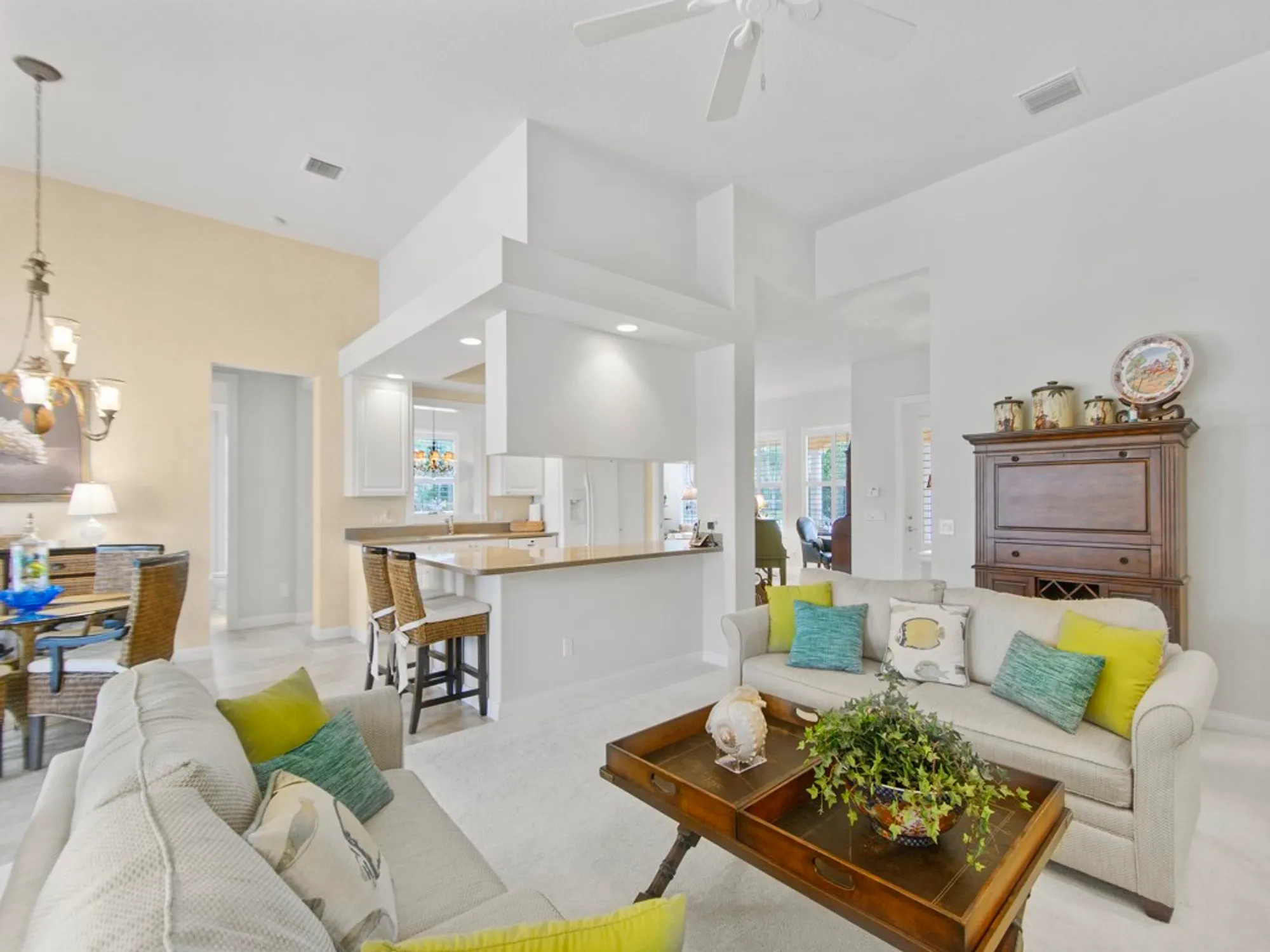 Property Slideshow image 12 of 35 | 5406 barbados sq, Vero Beach, FL, 32967