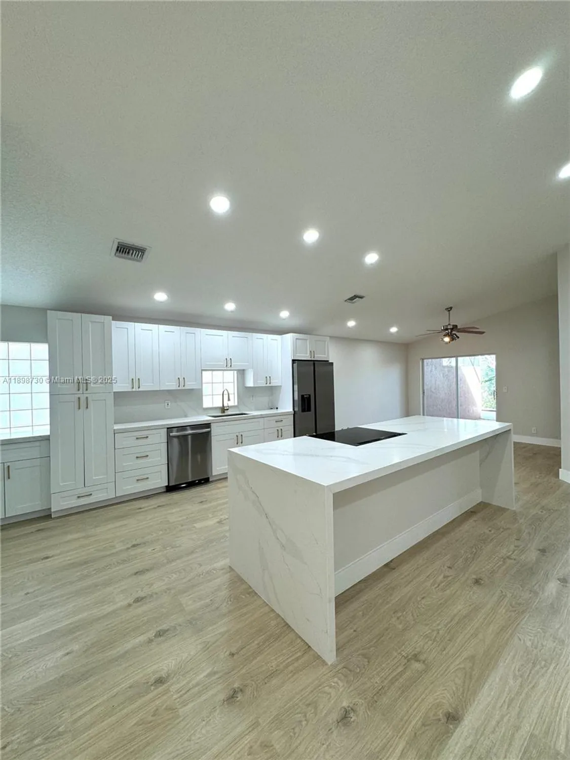 Property Slideshow image 6 of 18 | 7633 trapani ln, Boynton Beach, FL, 33472