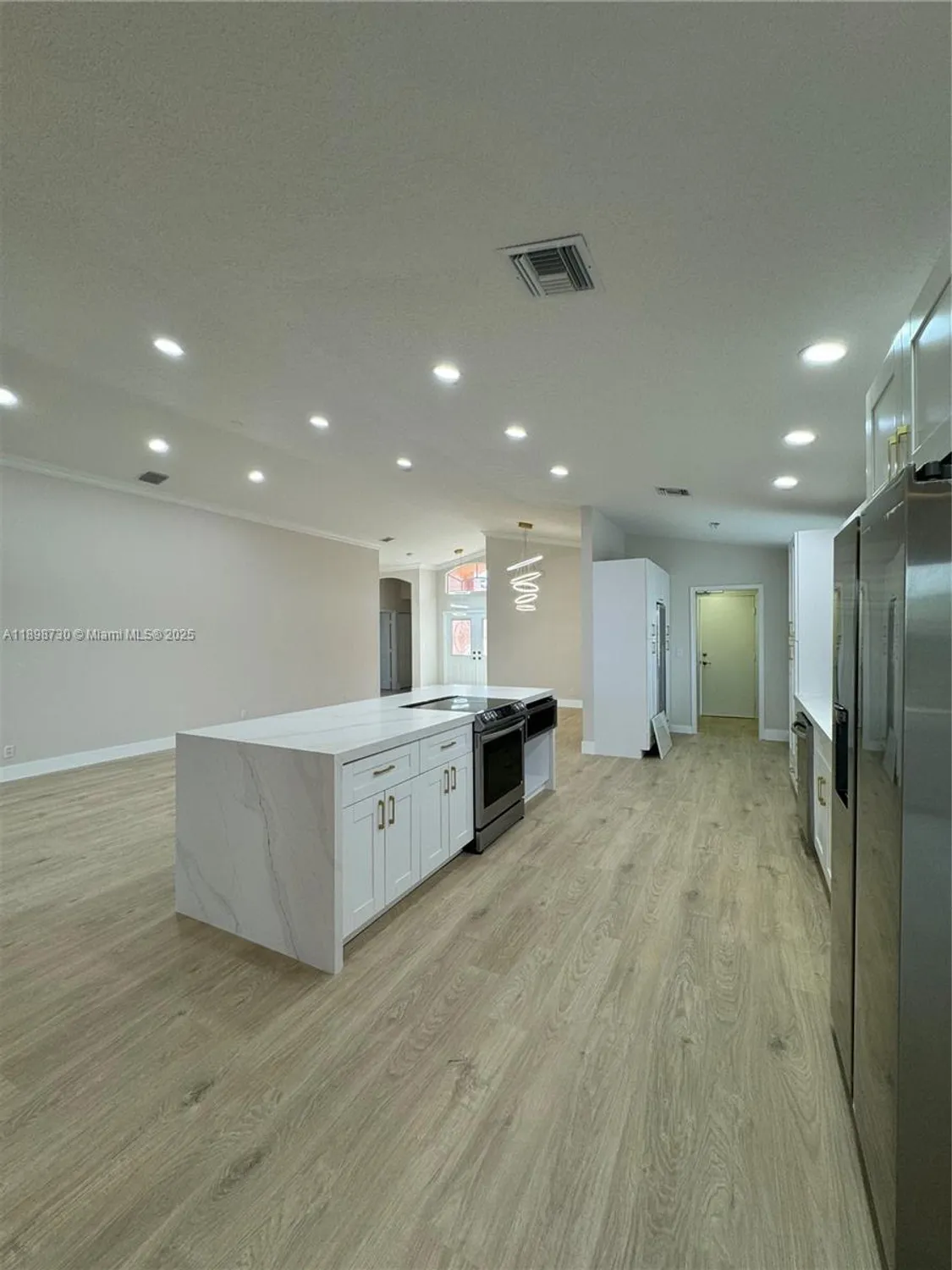 Property Slideshow image 9 of 18 | 7633 trapani ln, Boynton Beach, FL, 33472