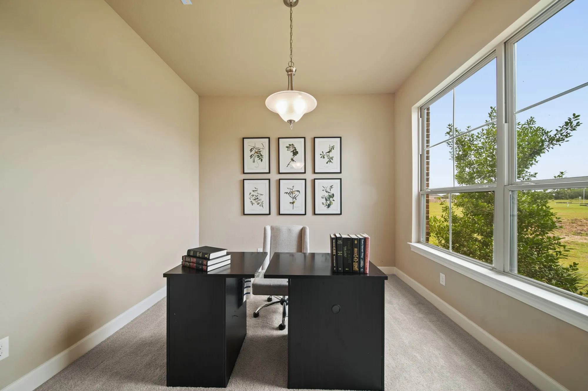 Property Slideshow image 2 of 15 | 5602 caracara st, Manvel, TX, 77578