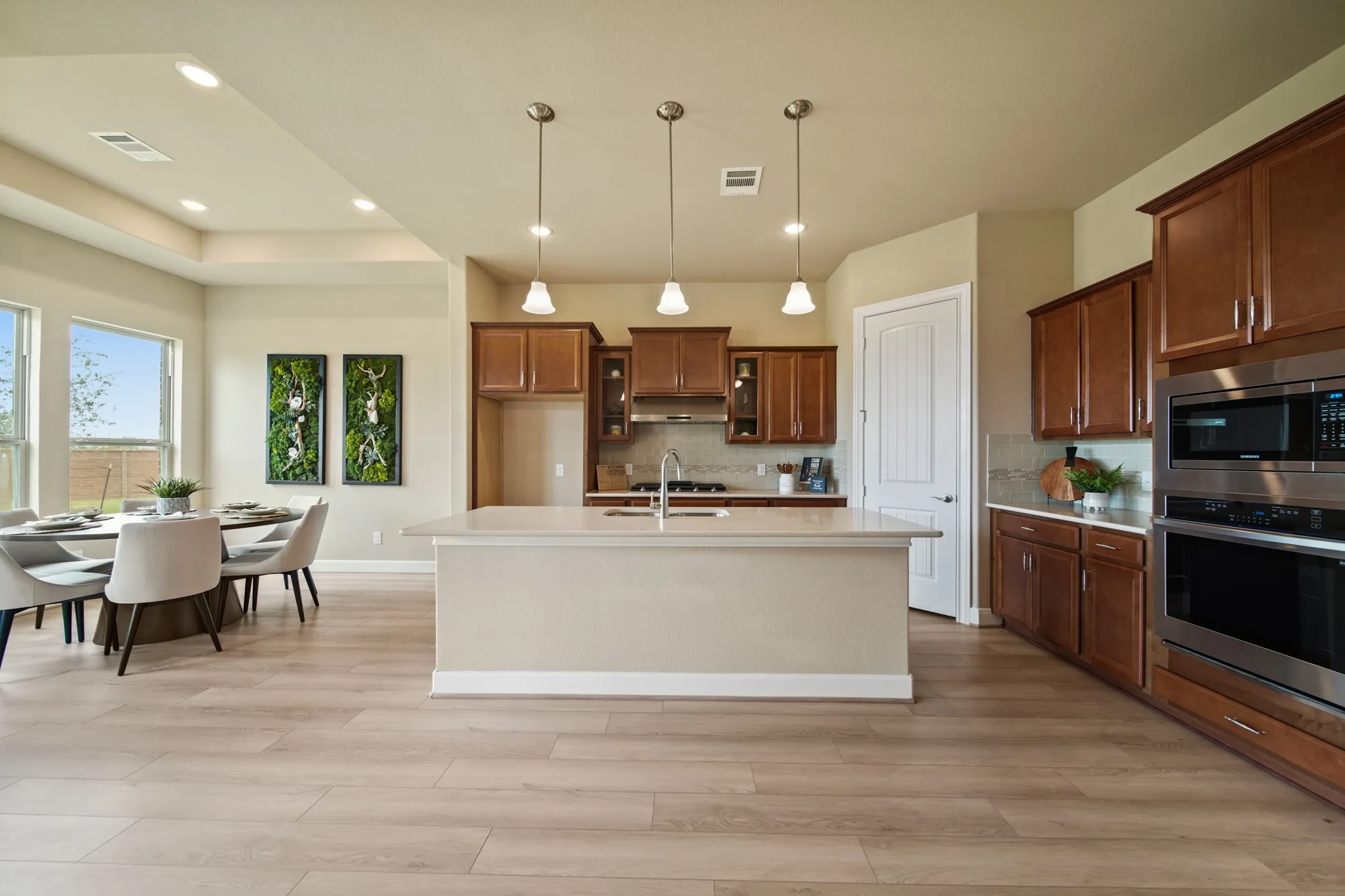 Property Slideshow image 5 of 15 | 5602 caracara st, Manvel, TX, 77578