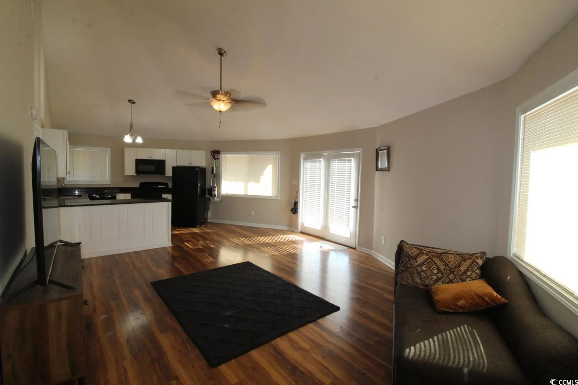 Property Slideshow image 4 of 31 | 512 tree top ln, Myrtle Beach, SC, 29588