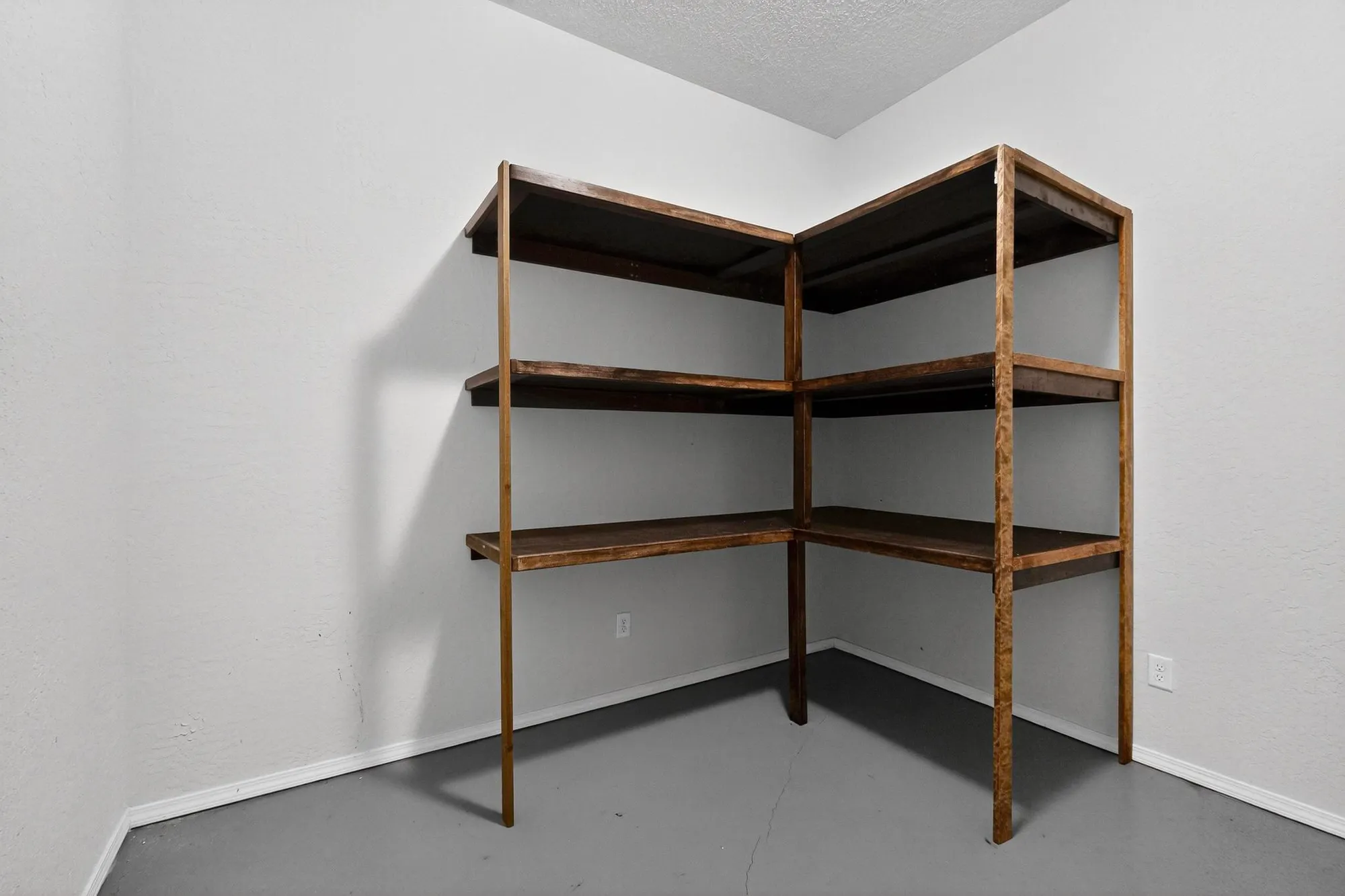 Property Slideshow image 18 of 51 | 2305 bates well ln, Albuquerque, NM, 87120