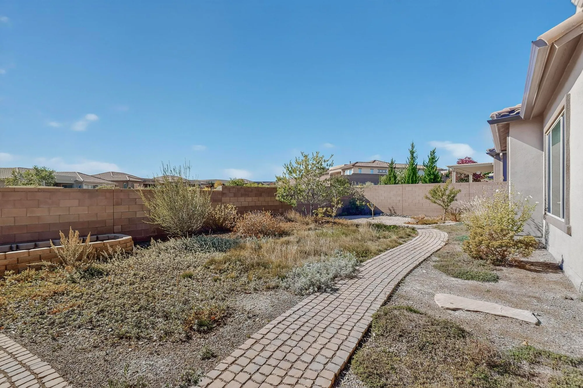 Property Slideshow image 11 of 51 | 2305 bates well ln, Albuquerque, NM, 87120