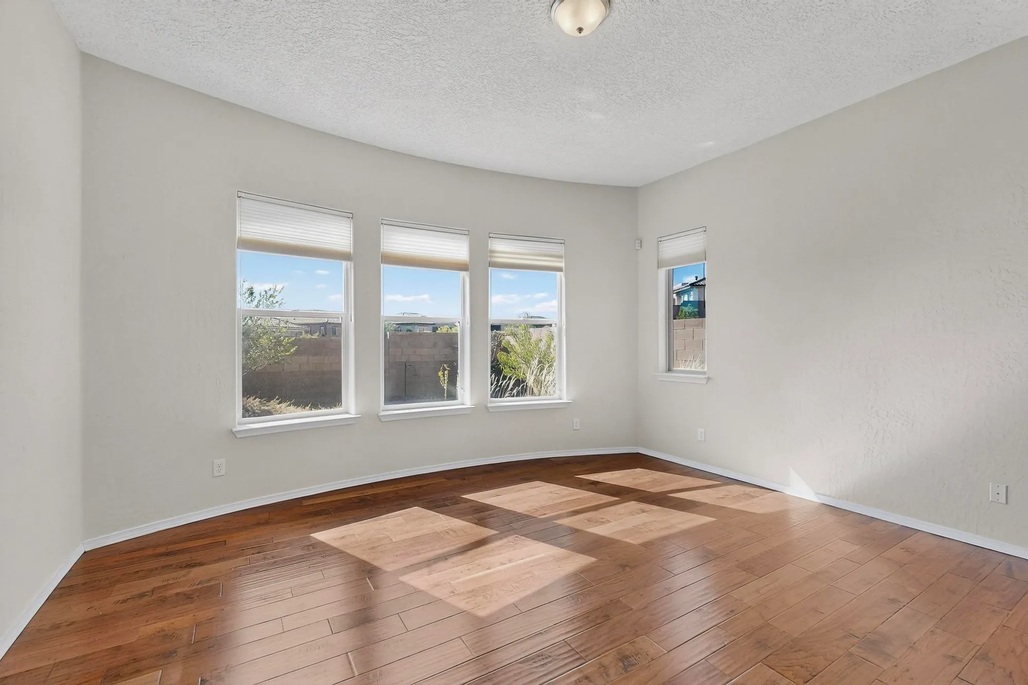 Property Slideshow image 30 of 51 | 2305 bates well ln, Albuquerque, NM, 87120