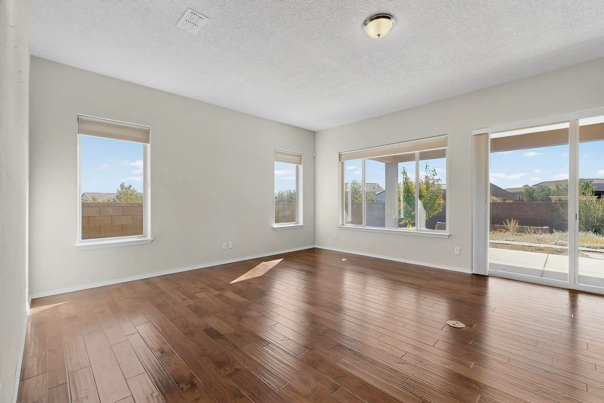 Property Slideshow image 43 of 51 | 2305 bates well ln, Albuquerque, NM, 87120