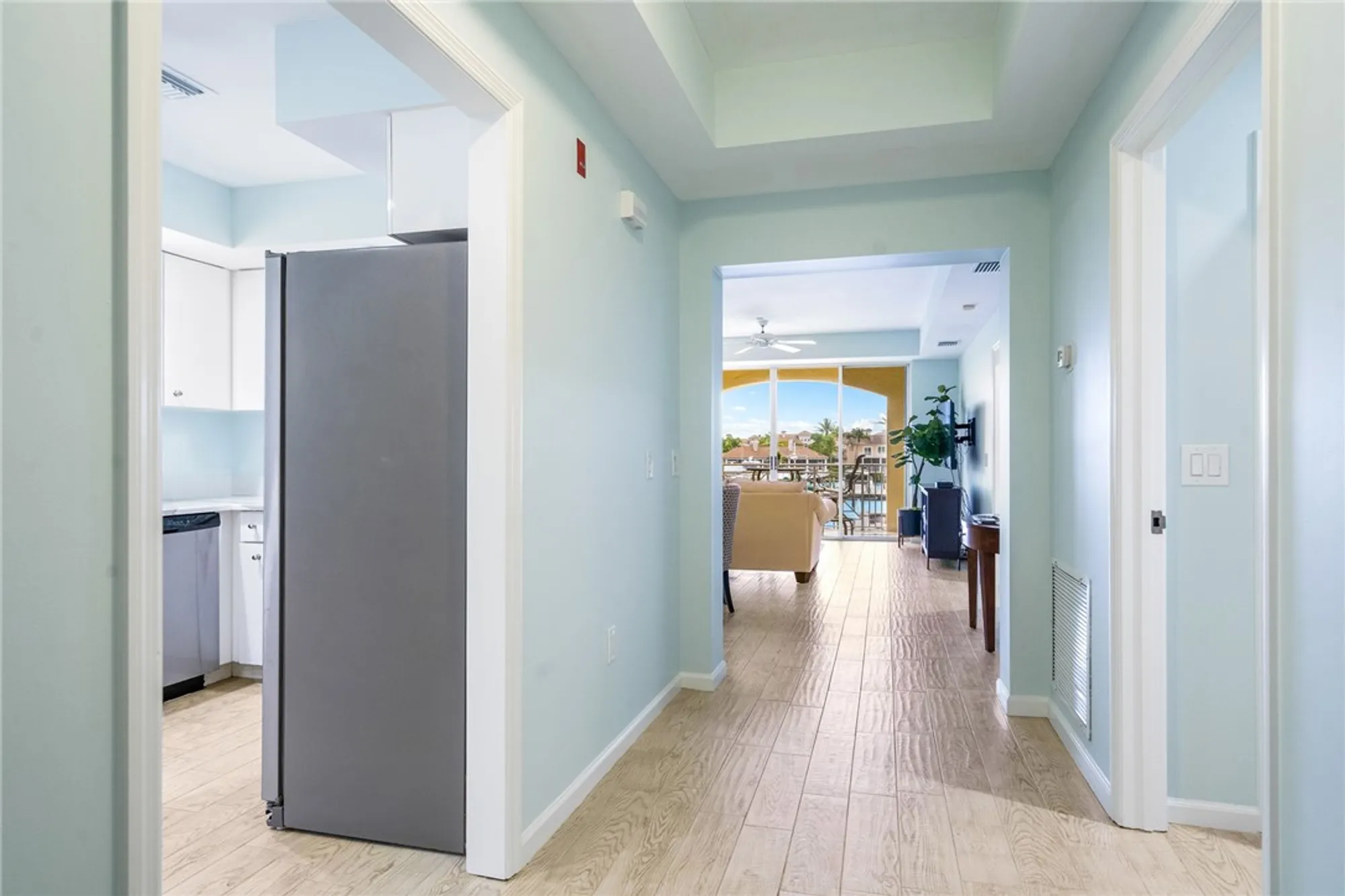 Property Slideshow image 5 of 36 | 5520 n harbor village dr apt 204, Vero Beach, FL, 32967