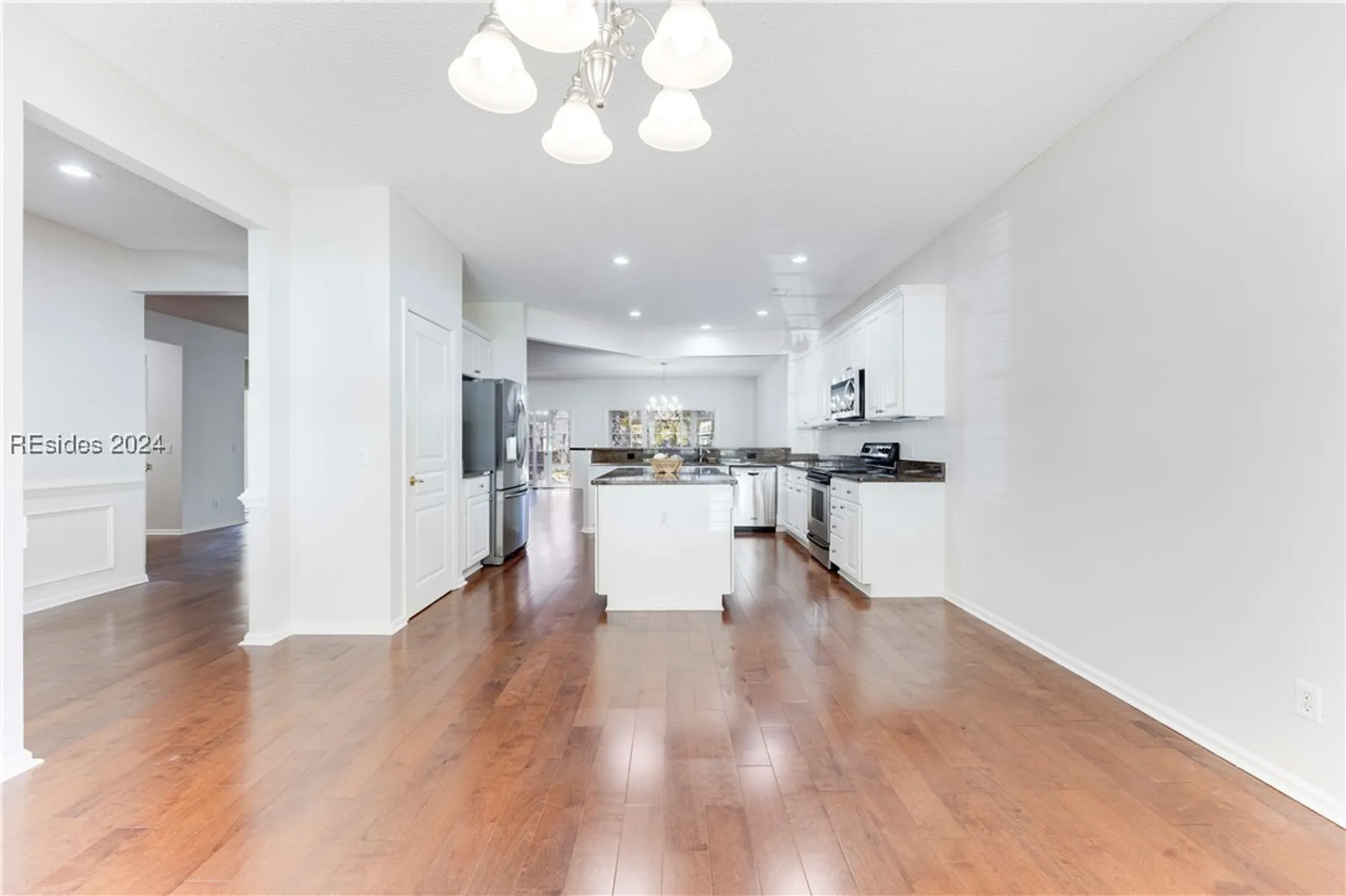 Property Slideshow image 15 of 36 | 184 hampton cir, Bluffton, SC, 29909