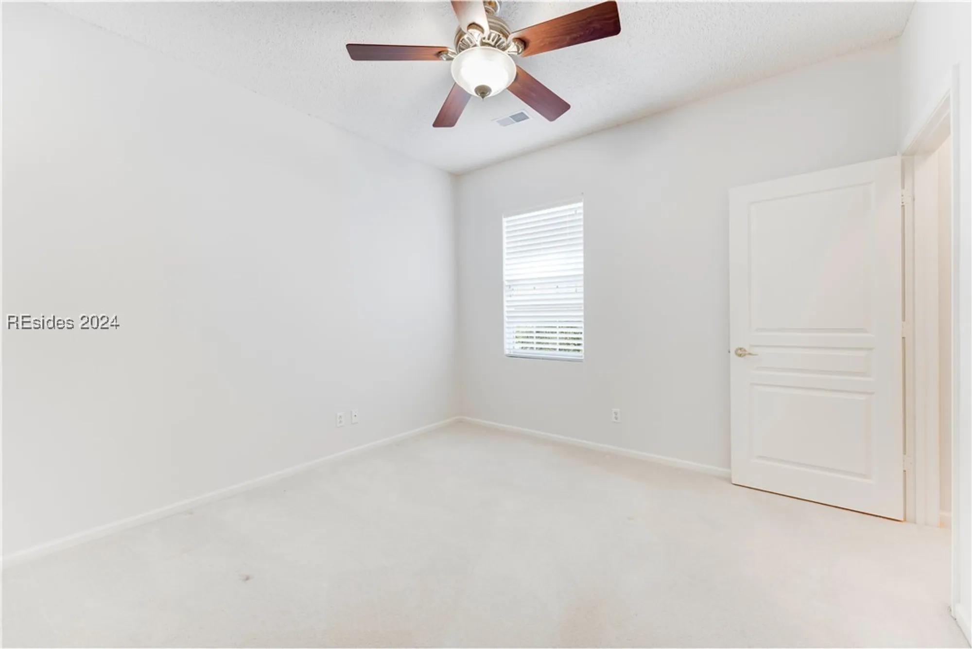 Property Slideshow image 29 of 36 | 184 hampton cir, Bluffton, SC, 29909