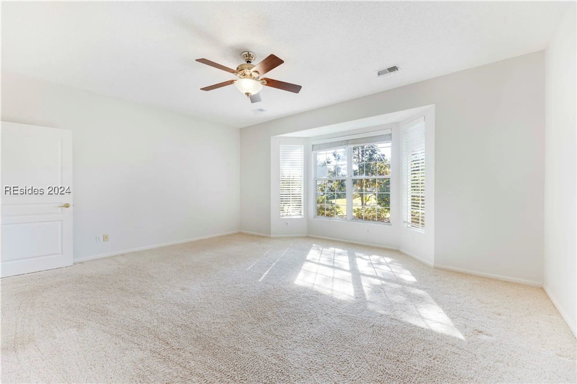 Property Slideshow image 21 of 36 | 184 hampton cir, Bluffton, SC, 29909