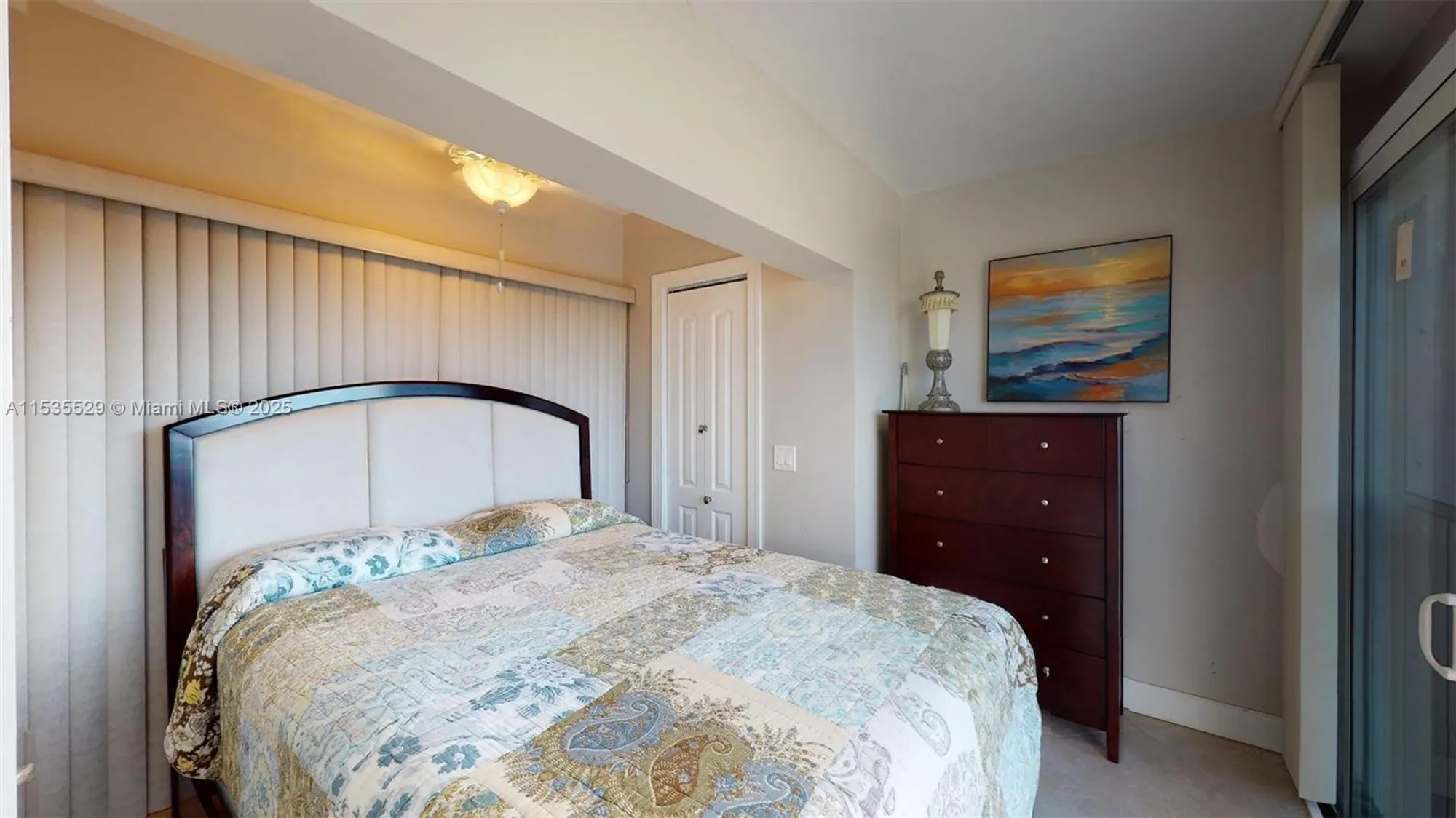Property Slideshow image 18 of 36 | 329 se 3rd st 402p, Hallandale Beach, FL, 33009