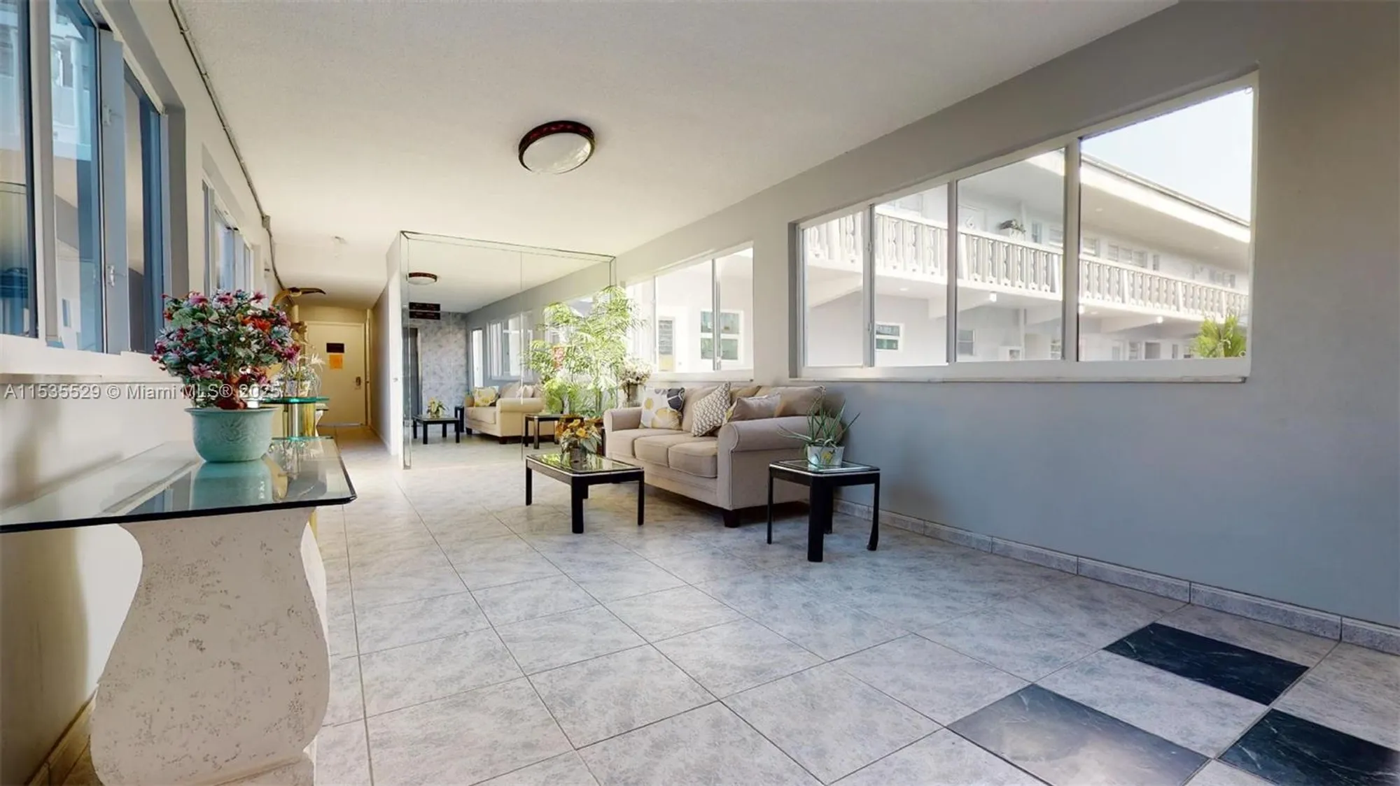 Property Slideshow image 21 of 36 | 329 se 3rd st 402p, Hallandale Beach, FL, 33009