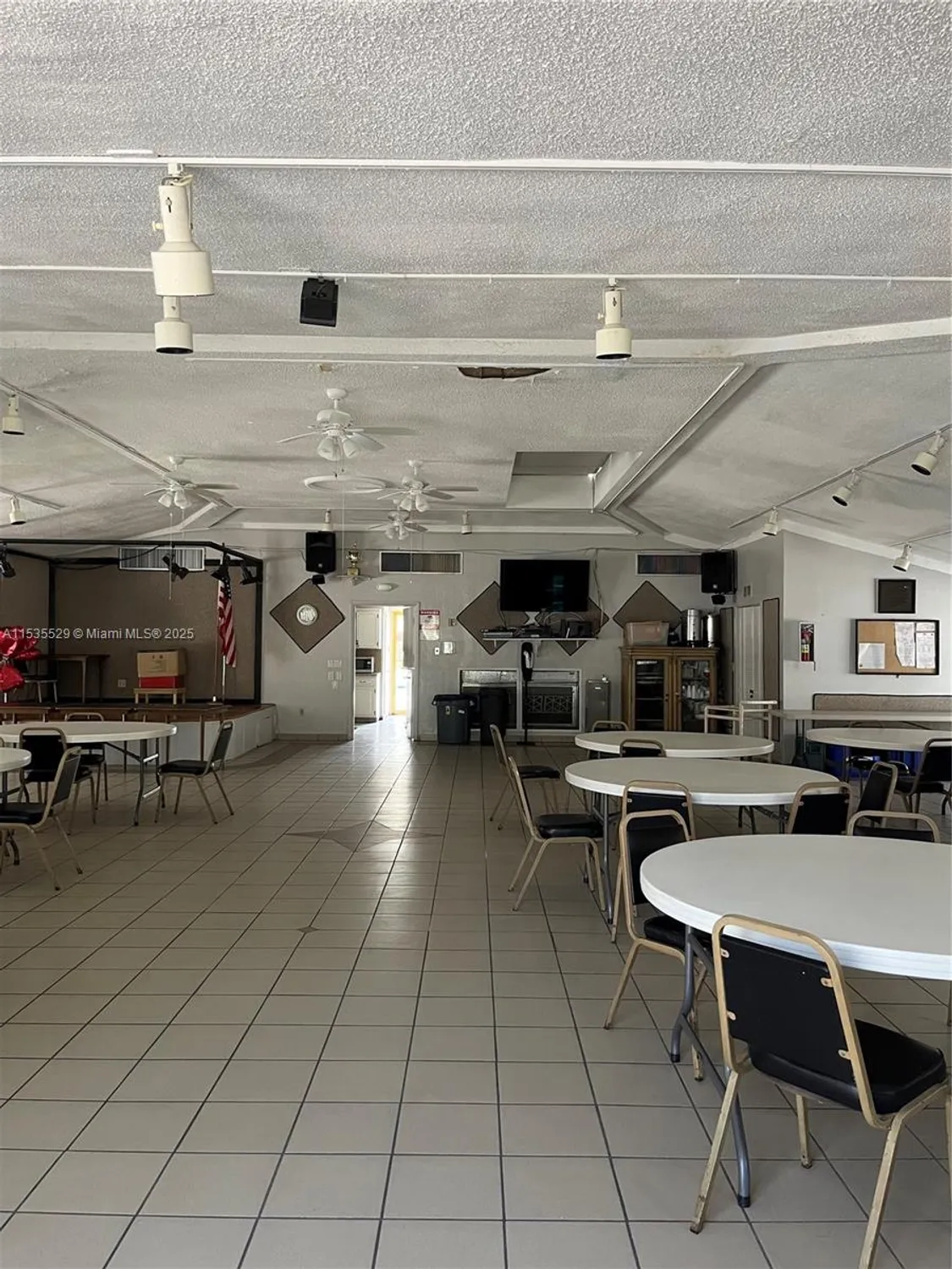 Property Slideshow image 34 of 36 | 329 se 3rd st 402p, Hallandale Beach, FL, 33009